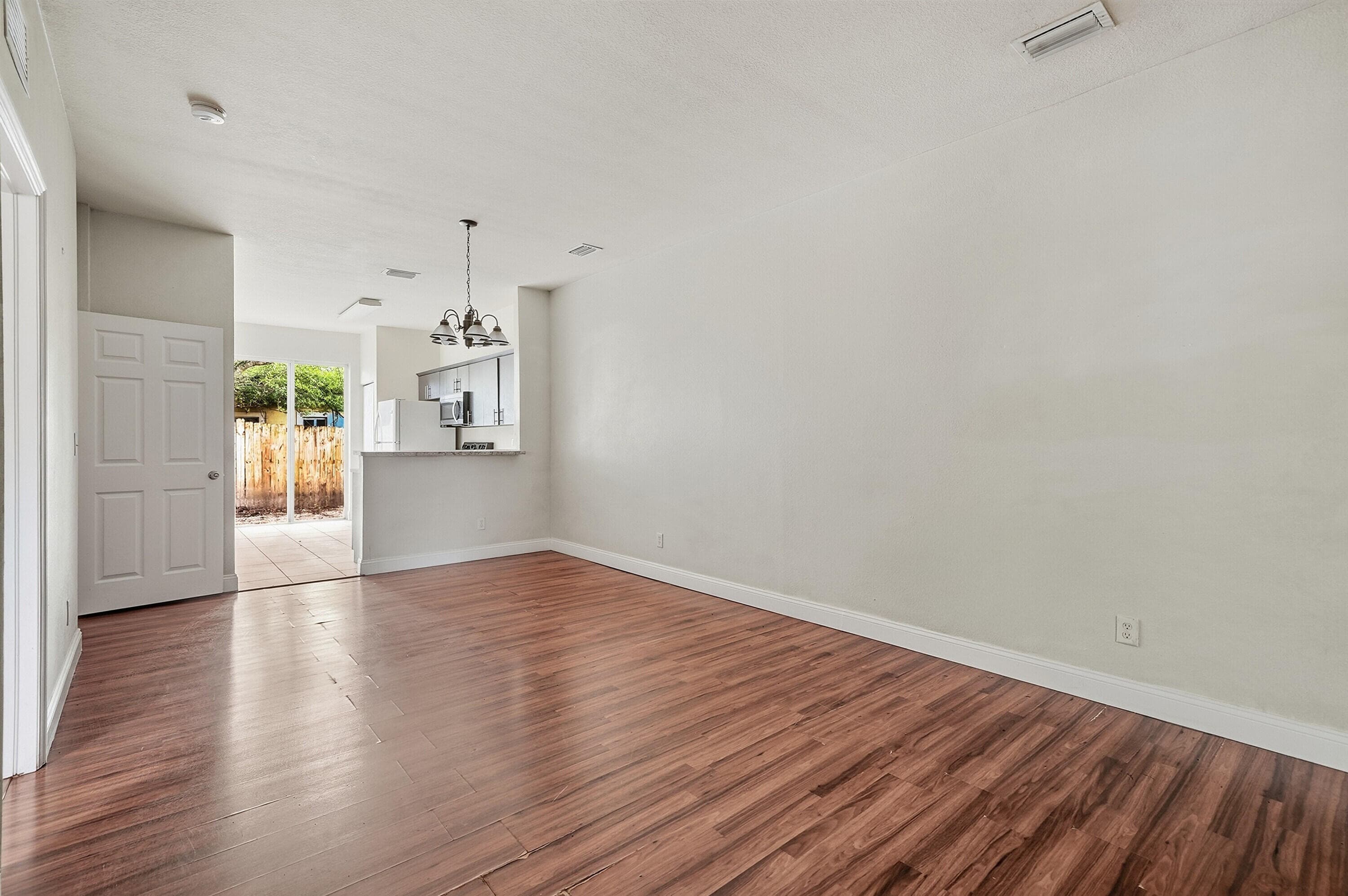 1584 SW 2nd Street, Homestead, FL 33030 — photo 11 of 28