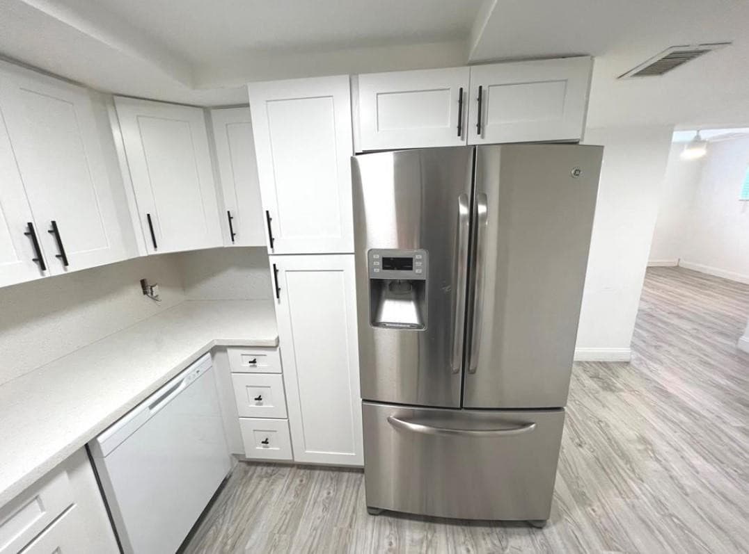 1060 Crystal Lake Drive 101, Deerfield Beach, FL 33064 — photo 11 of 15