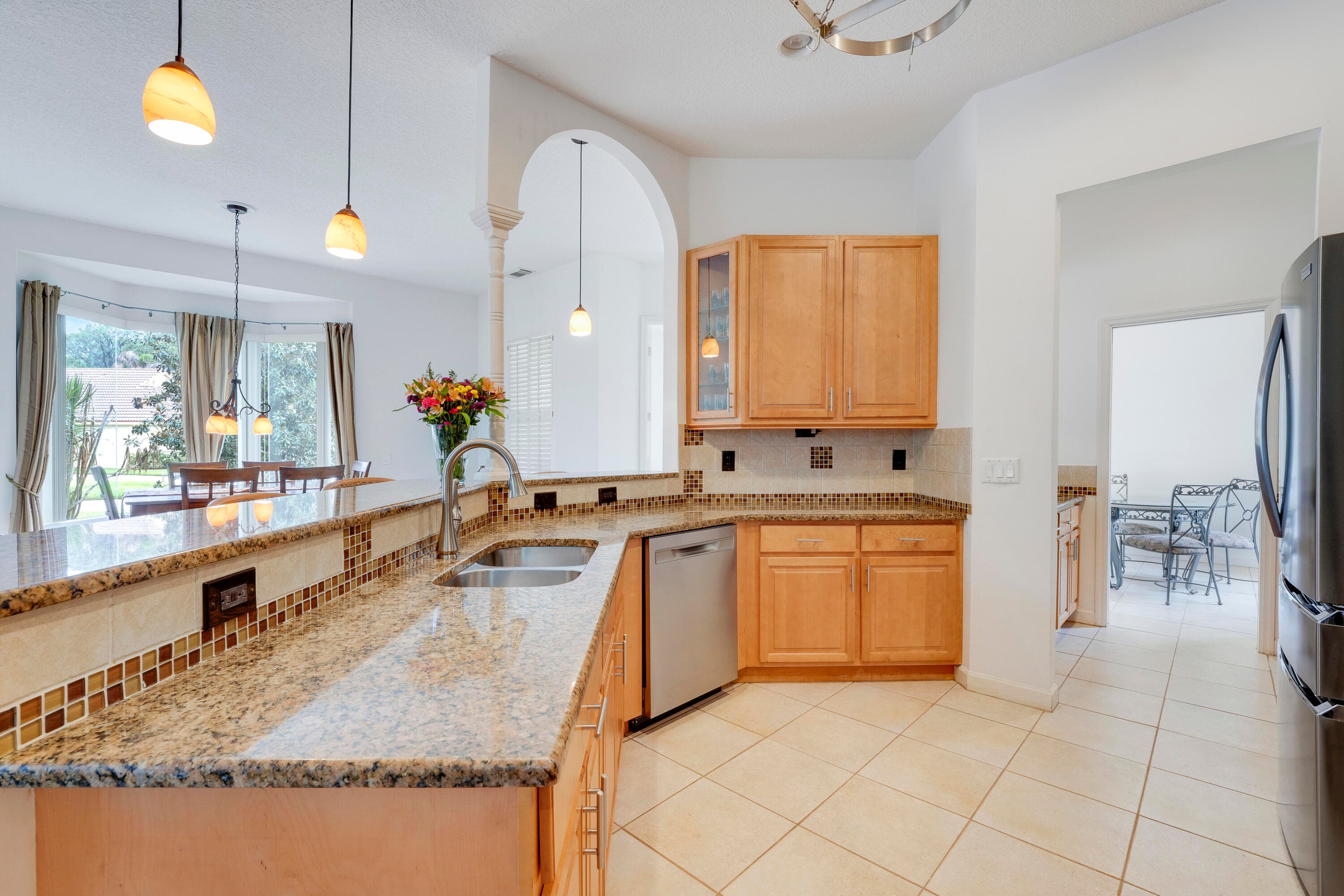 573 SW Saint Kitts Cove, Port St. Lucie, FL 34986 — photo 10 of 44