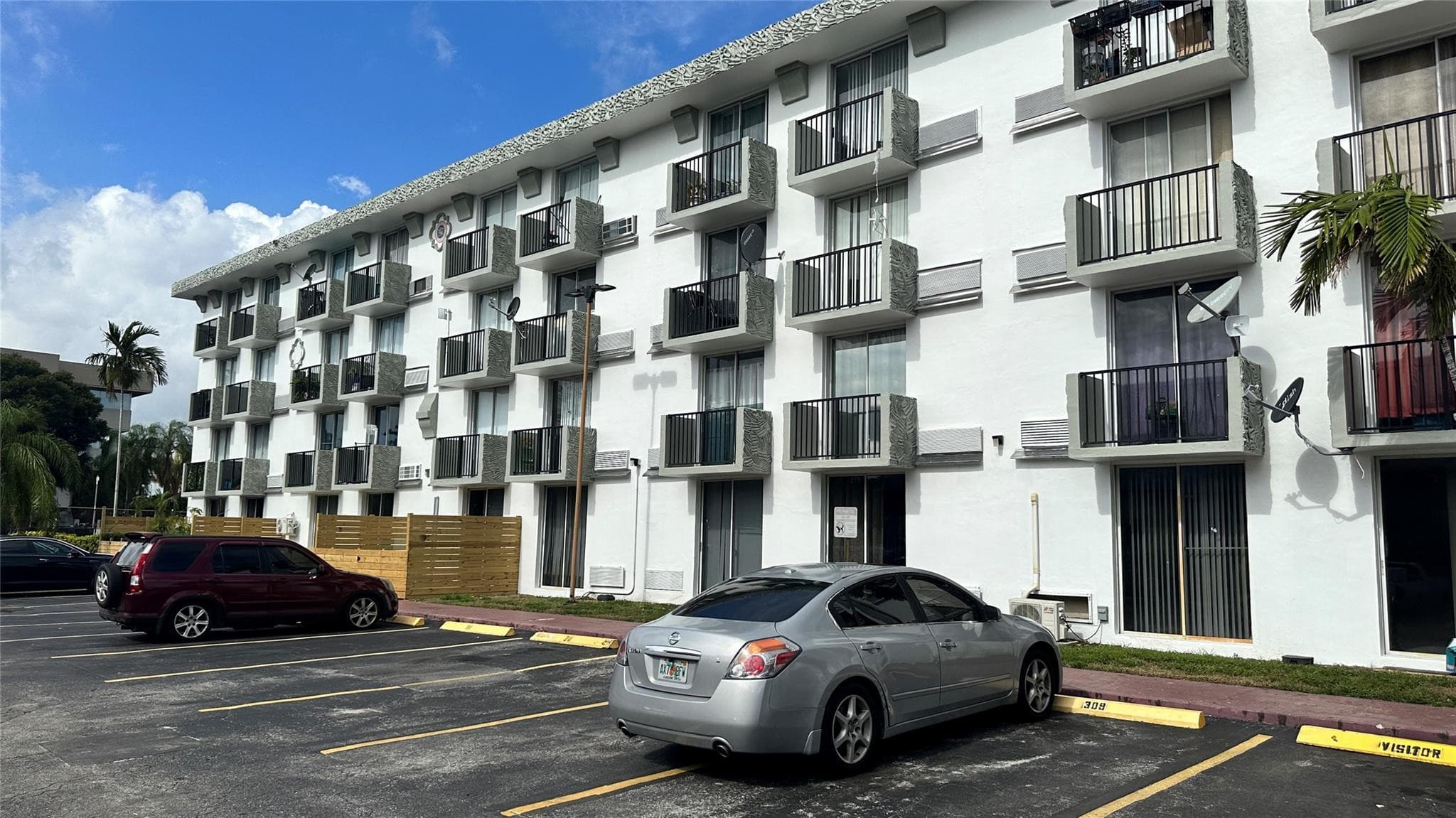 16450 NW 2nd Avenue 102, Miami, FL 33169 — photo 6 of 9