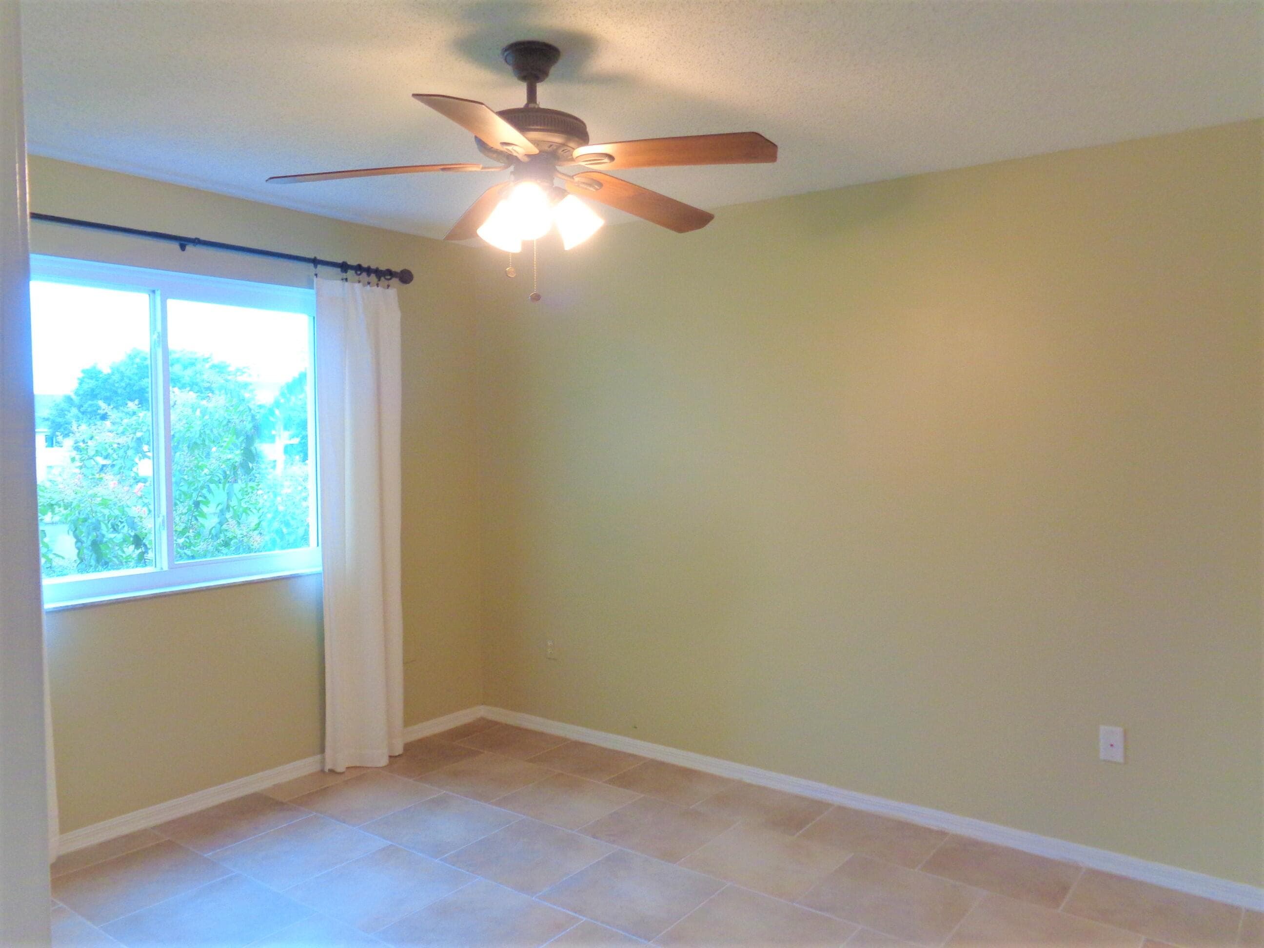 1650 N 42nd Circle 206, Vero Beach, FL 32967 — photo 17 of 50