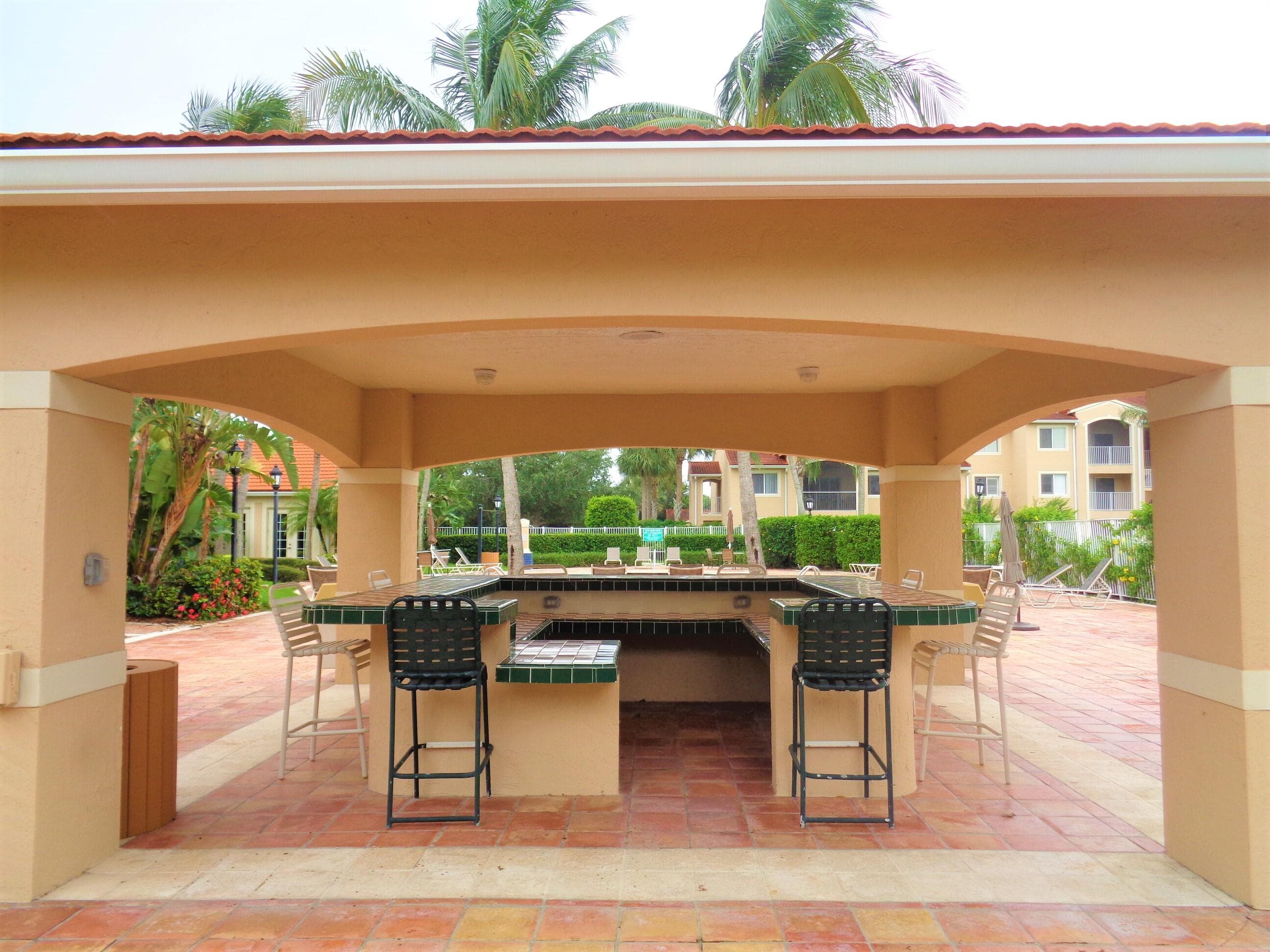 1650 N 42nd Circle 206, Vero Beach, FL 32967 — photo 31 of 50