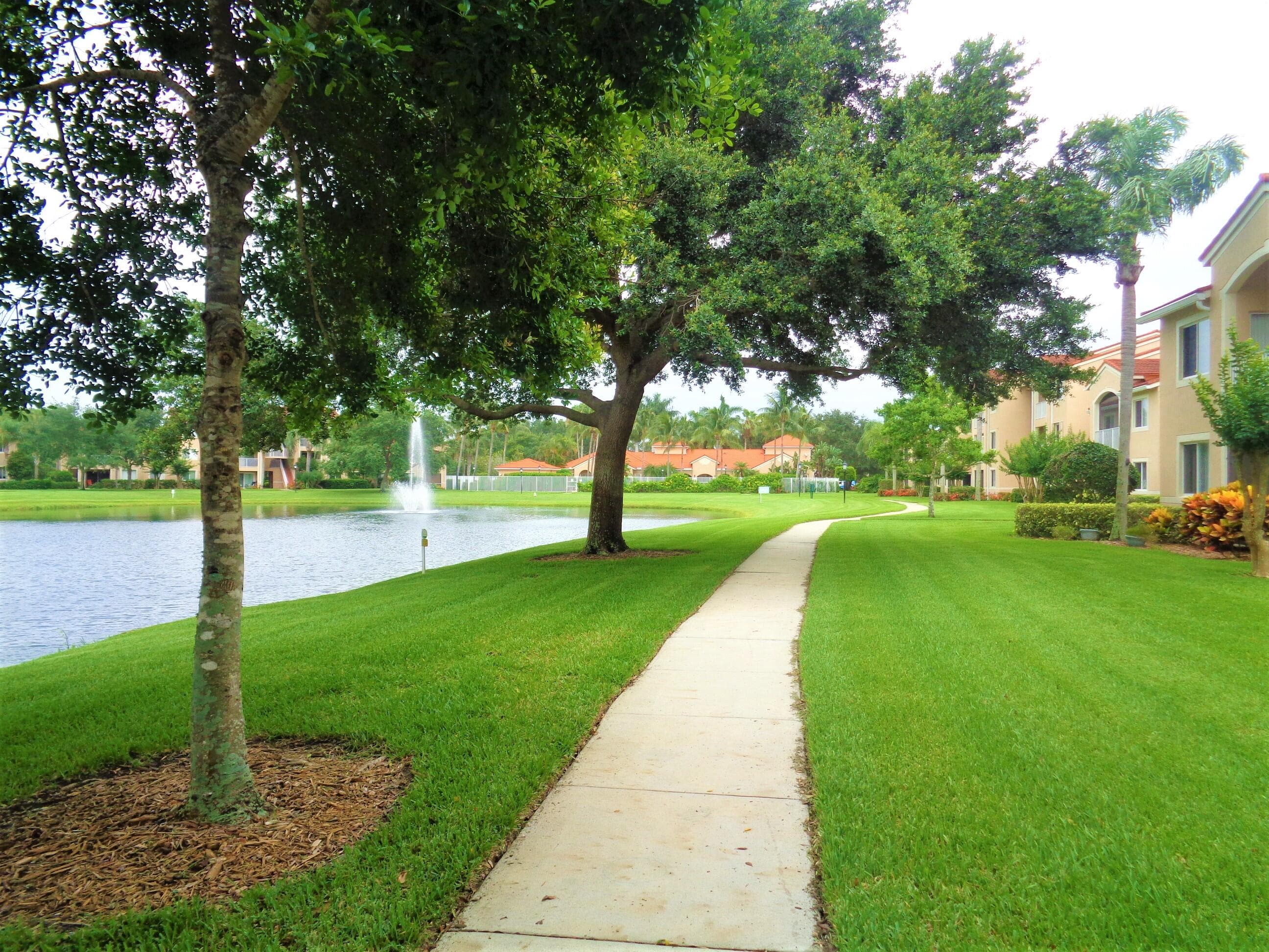 1650 N 42nd Circle 206, Vero Beach, FL 32967 — photo 35 of 50