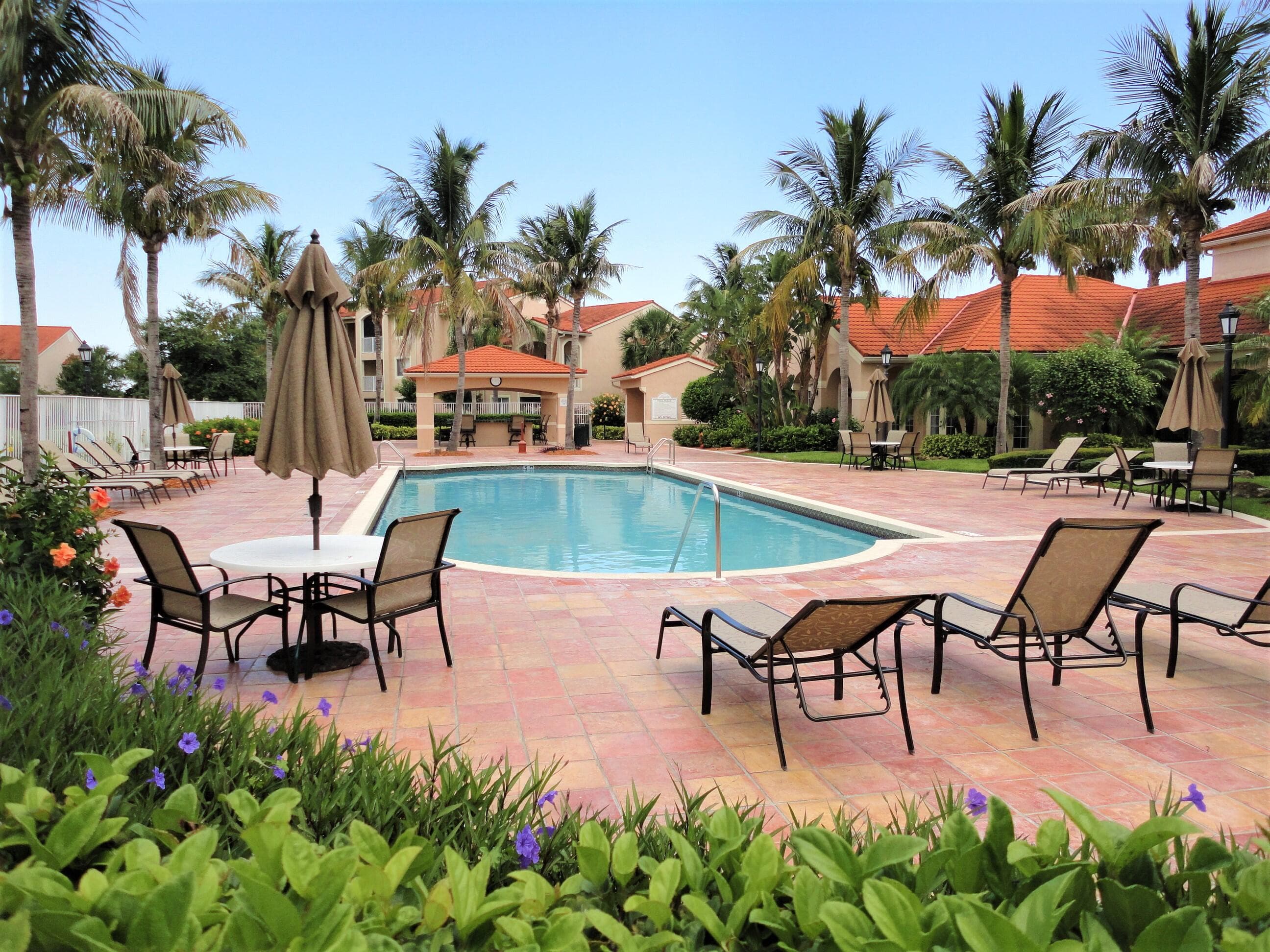 1650 N 42nd Circle 206, Vero Beach, FL 32967 — photo 45 of 50