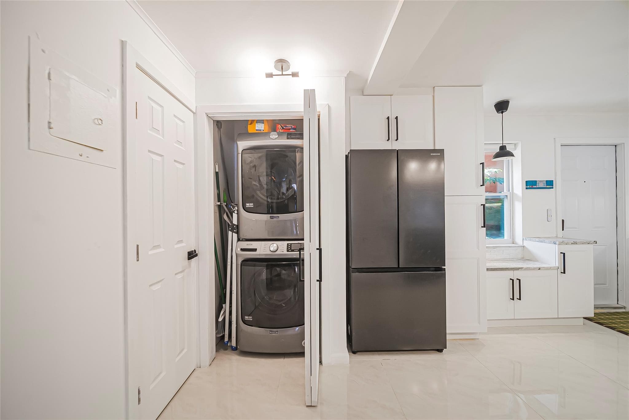 620 Tennis Club Drive 111, Fort Lauderdale, FL 33311 — photo 7 of 47