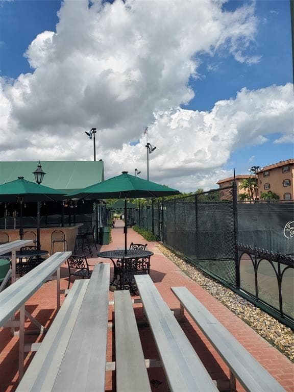 620 Tennis Club Drive 111, Fort Lauderdale, FL 33311 — photo 34 of 47