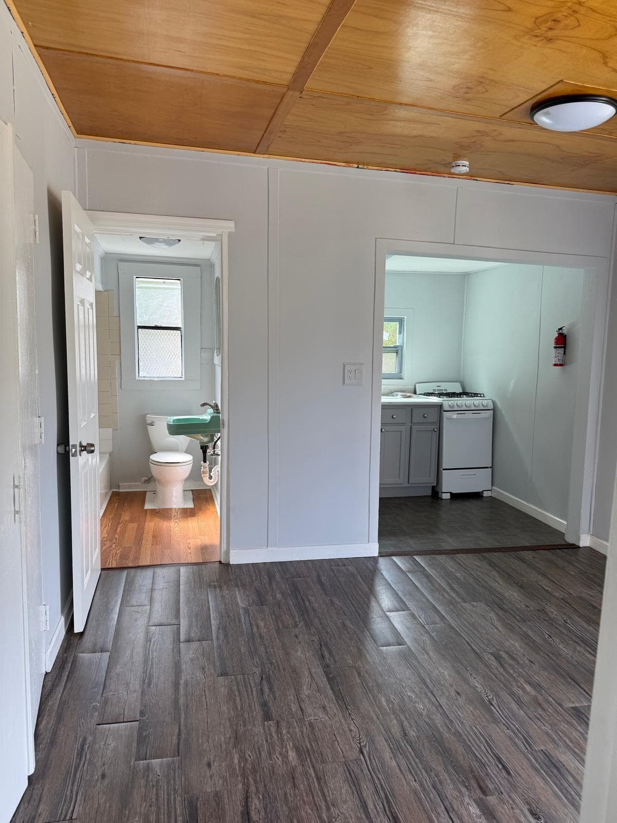 321 N 11th Street C, Fort Pierce, FL 34950 — photo 22 of 32