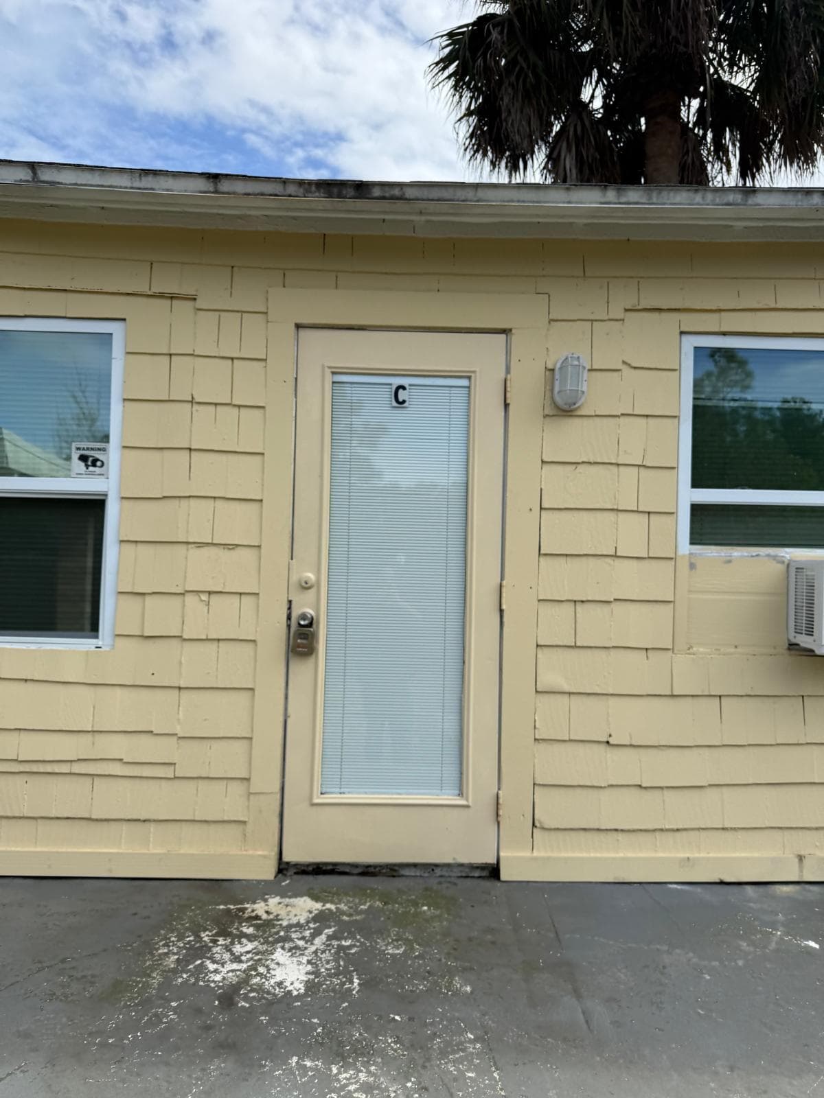 321 N 11th Street C, Fort Pierce, FL 34950 — photo 2 of 32