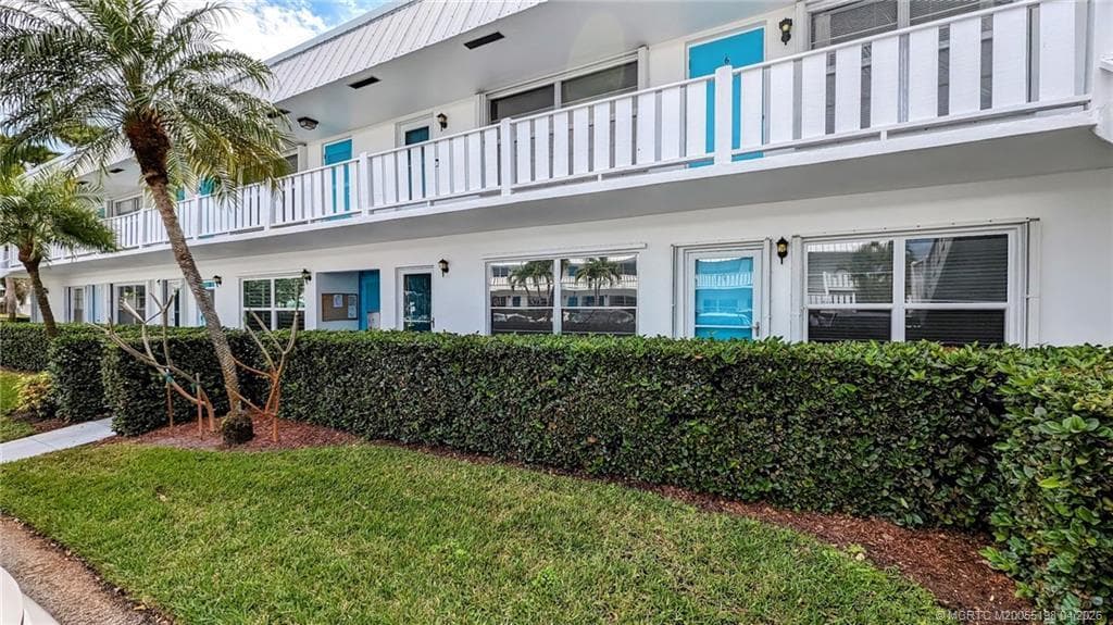 2929 SE Ocean Boulevard 111-2, Stuart, FL 34996 — photo