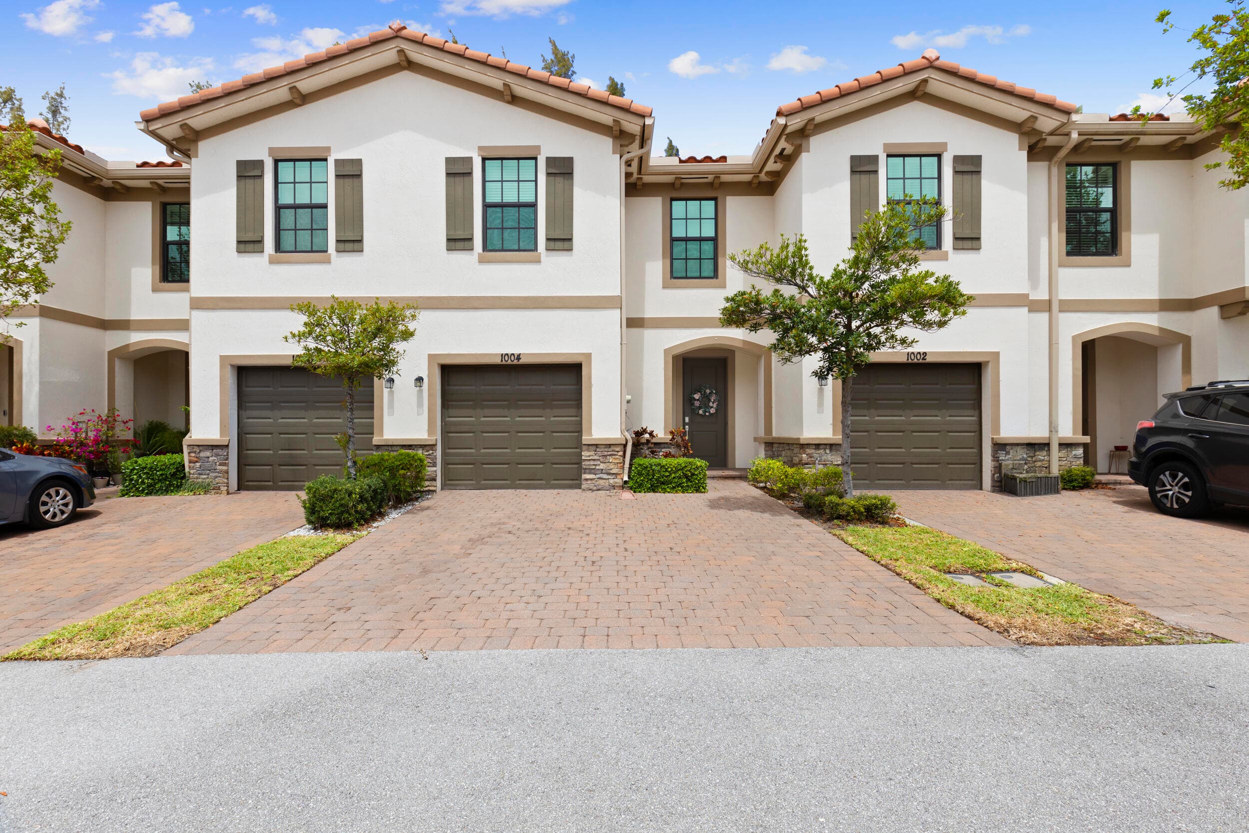 1004 Sweet Briar Lane, Riviera Beach, FL 33410 — photo
