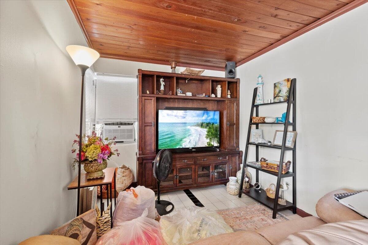 1504 N Sapodilla Avenue, West Palm Beach, FL 33401 — photo 15 of 25