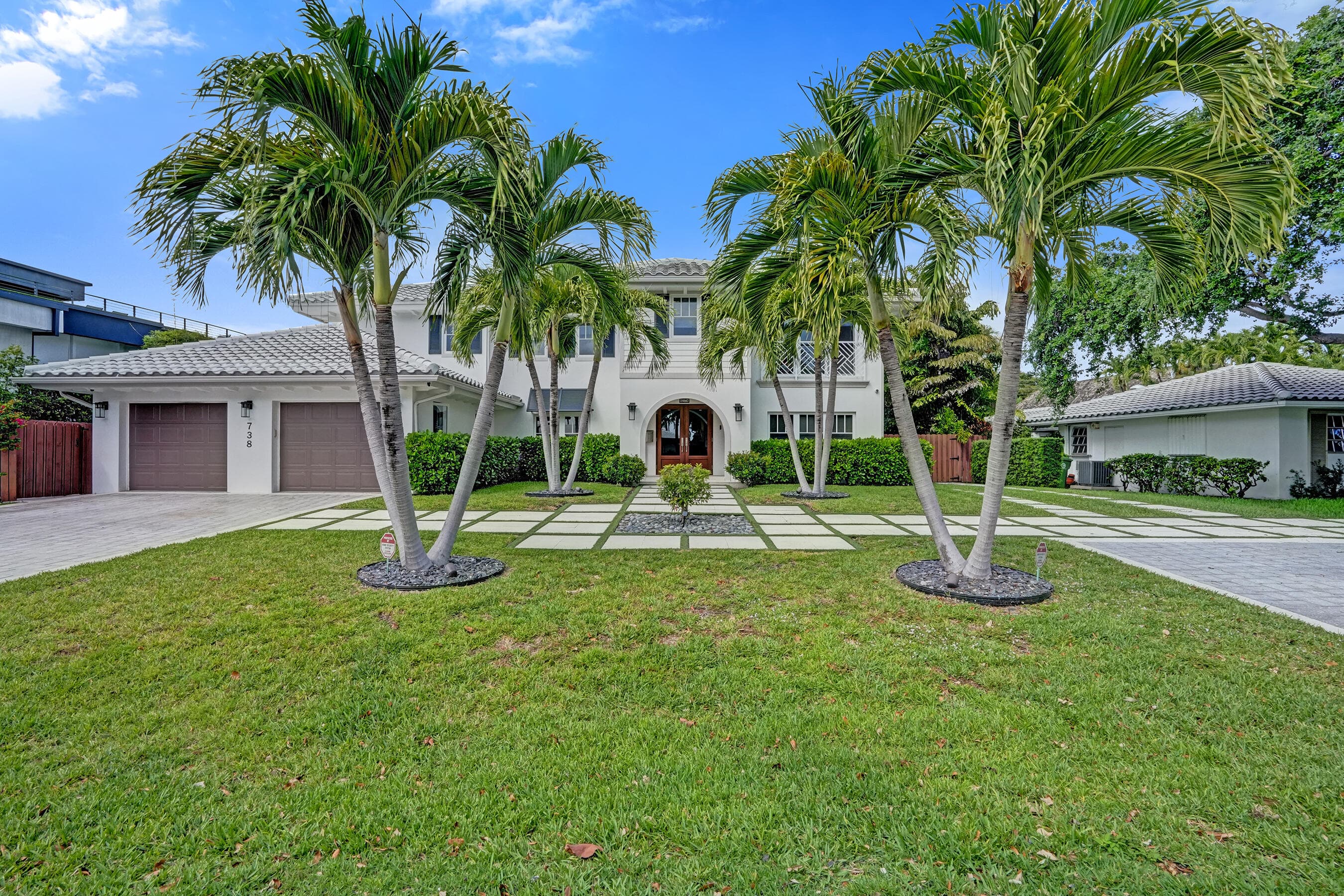 738 Middle River Drive, Fort Lauderdale, FL 33304 — photo 4 of 119