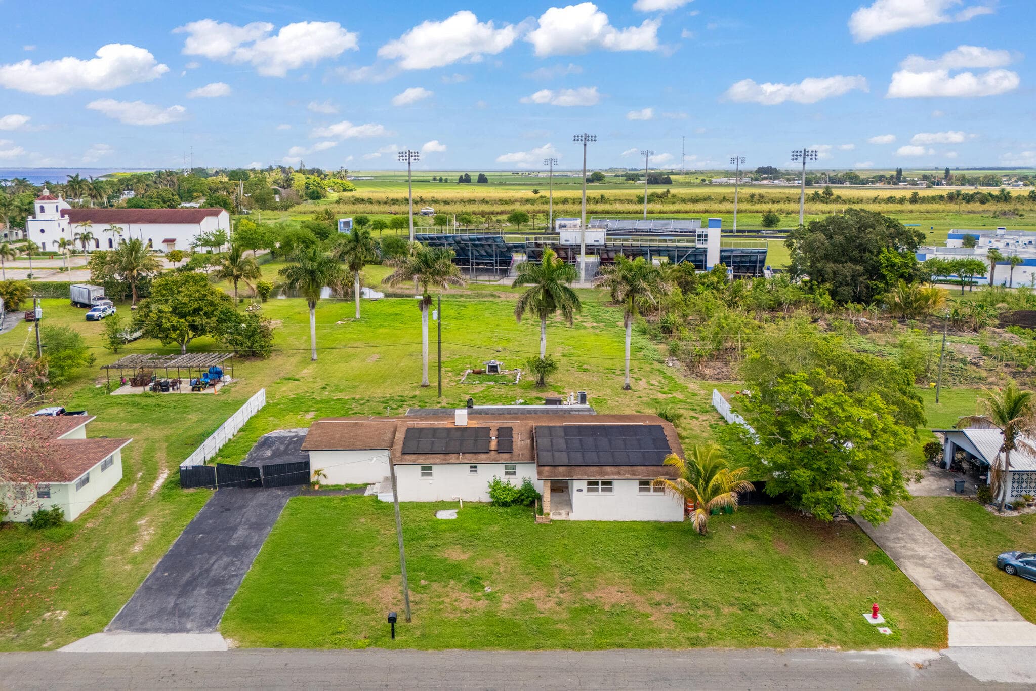 360 Kismet Avenue, Pahokee, FL 33476 — photo