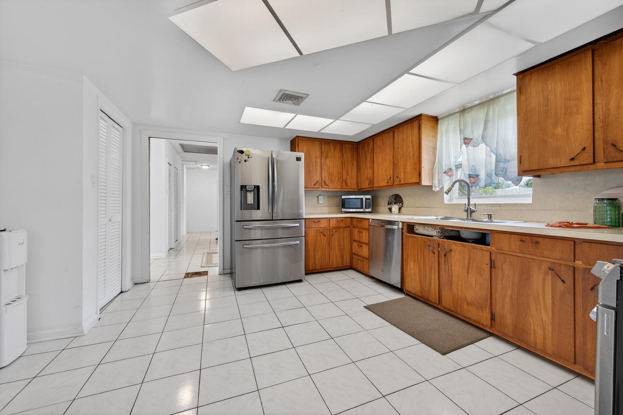 360 Kismet Avenue, Pahokee, FL 33476 — photo 3 of 36