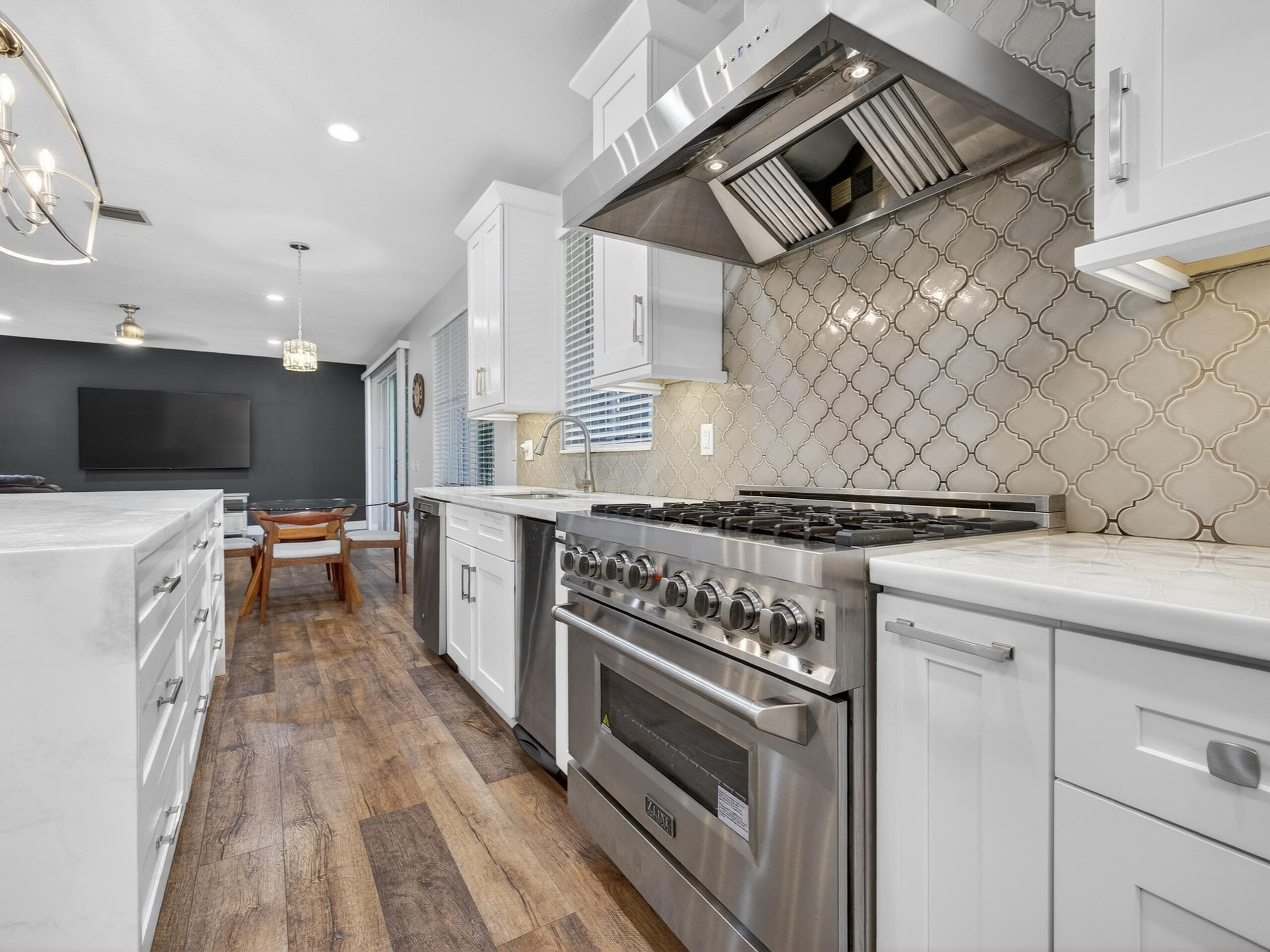 552 Penta Court, Weston, FL 33327 — photo 15 of 99
