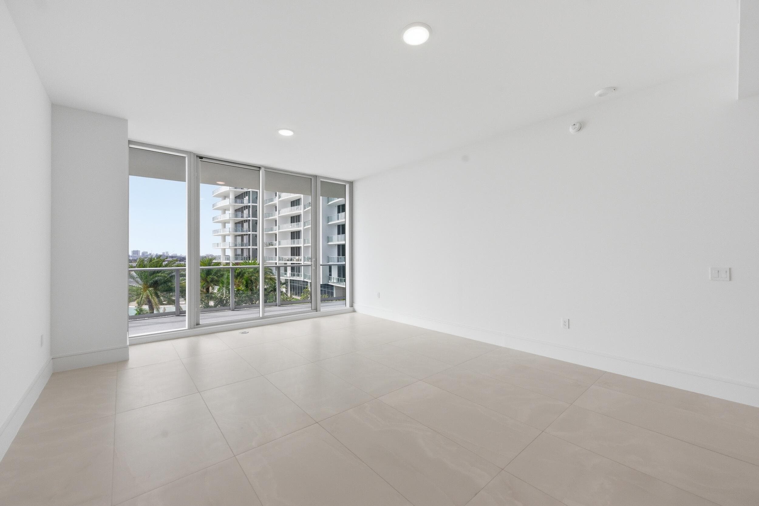 220 Lake Shore Drive 811, Lake Park, FL 33403 — photo 7 of 33