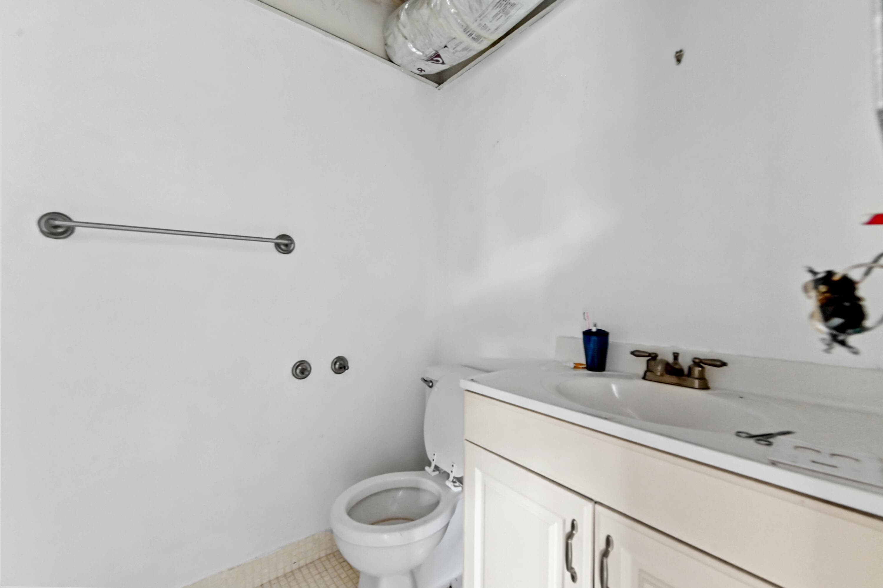 343 Capri H, Delray Beach, FL 33484 — photo 10 of 16