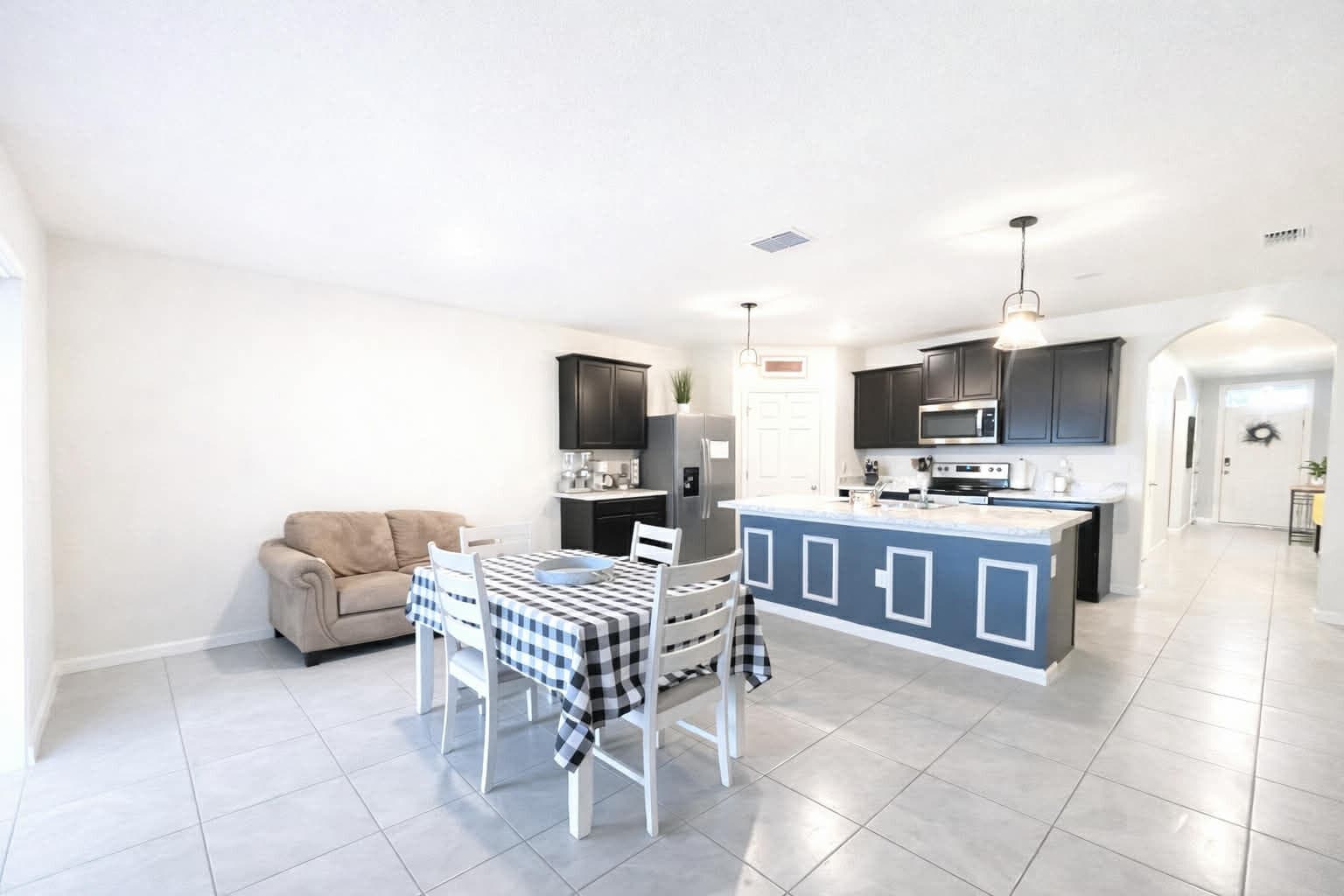 1040 SW Canary Terrace, Port St. Lucie, FL 34953 — photo 5 of 30