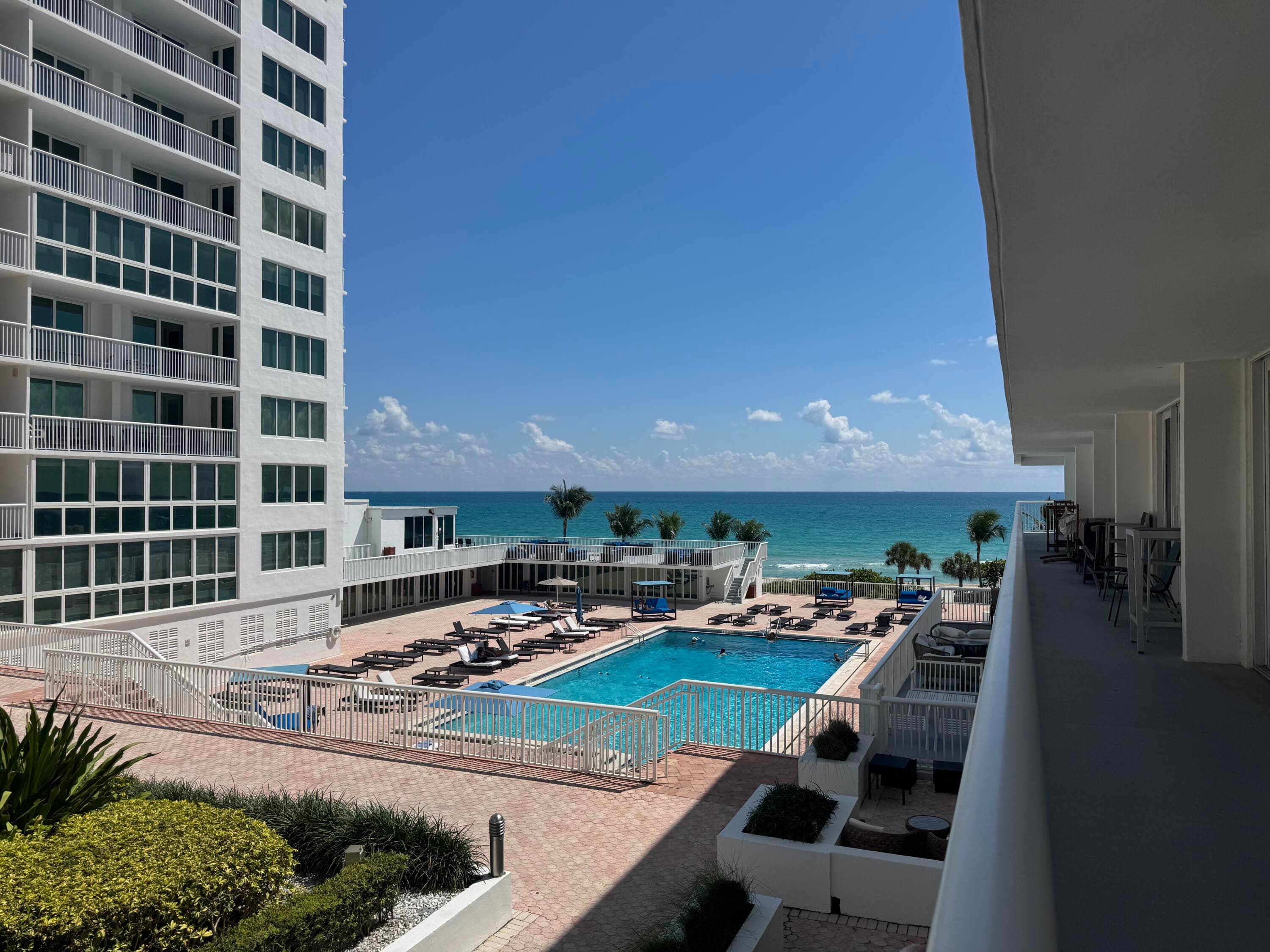 5401 Collins Avenue Apt 144, Miami Beach, FL 33140 — photo 33 of 45