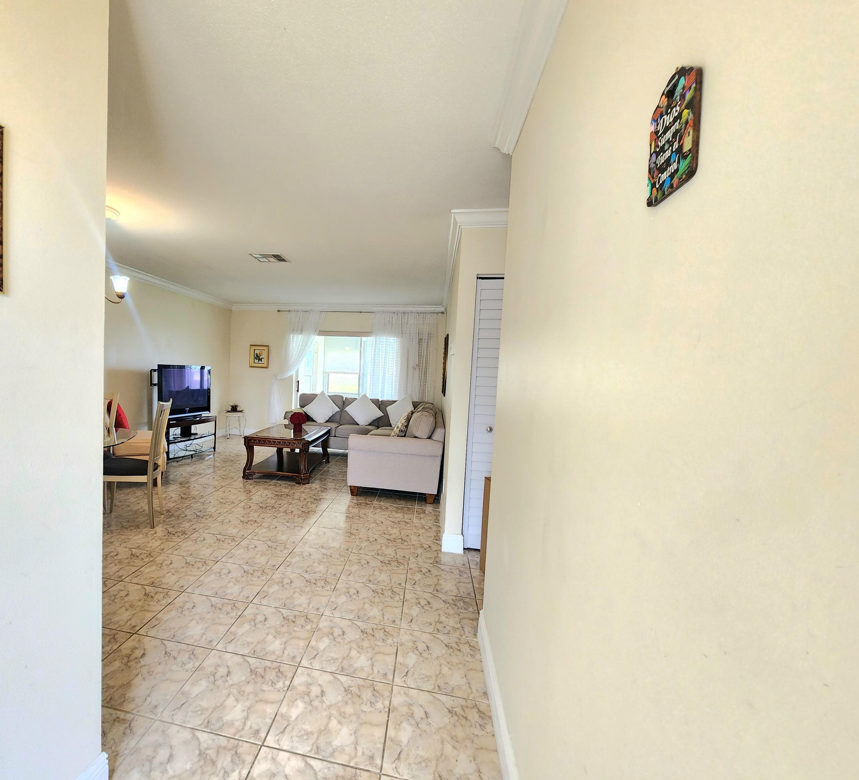 2825 E Crosley Dr Drive E I, West Palm Beach, FL 33415 — photo 4 of 41