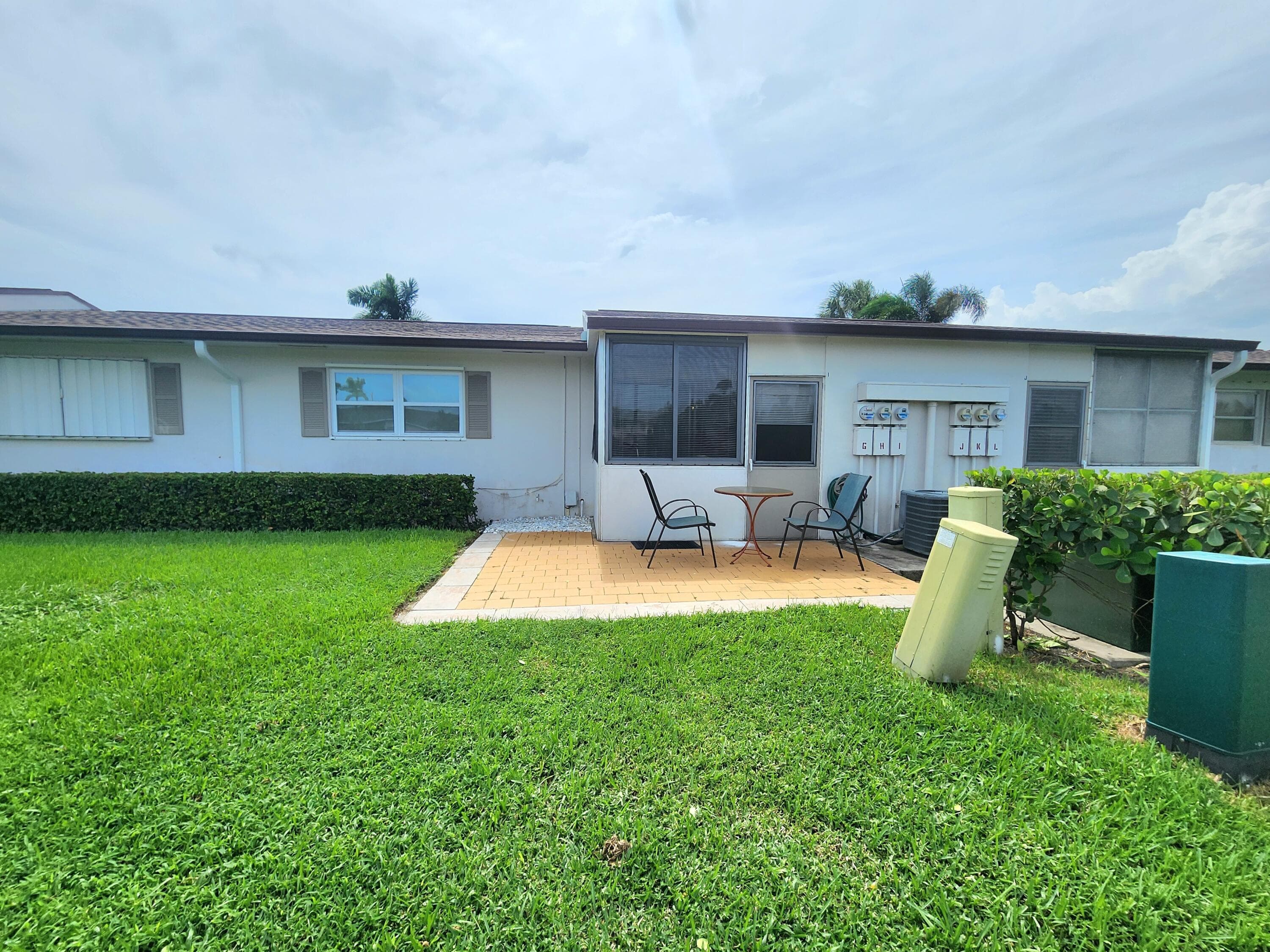 2825 E Crosley Dr Drive E I, West Palm Beach, FL 33415 — photo 19 of 41
