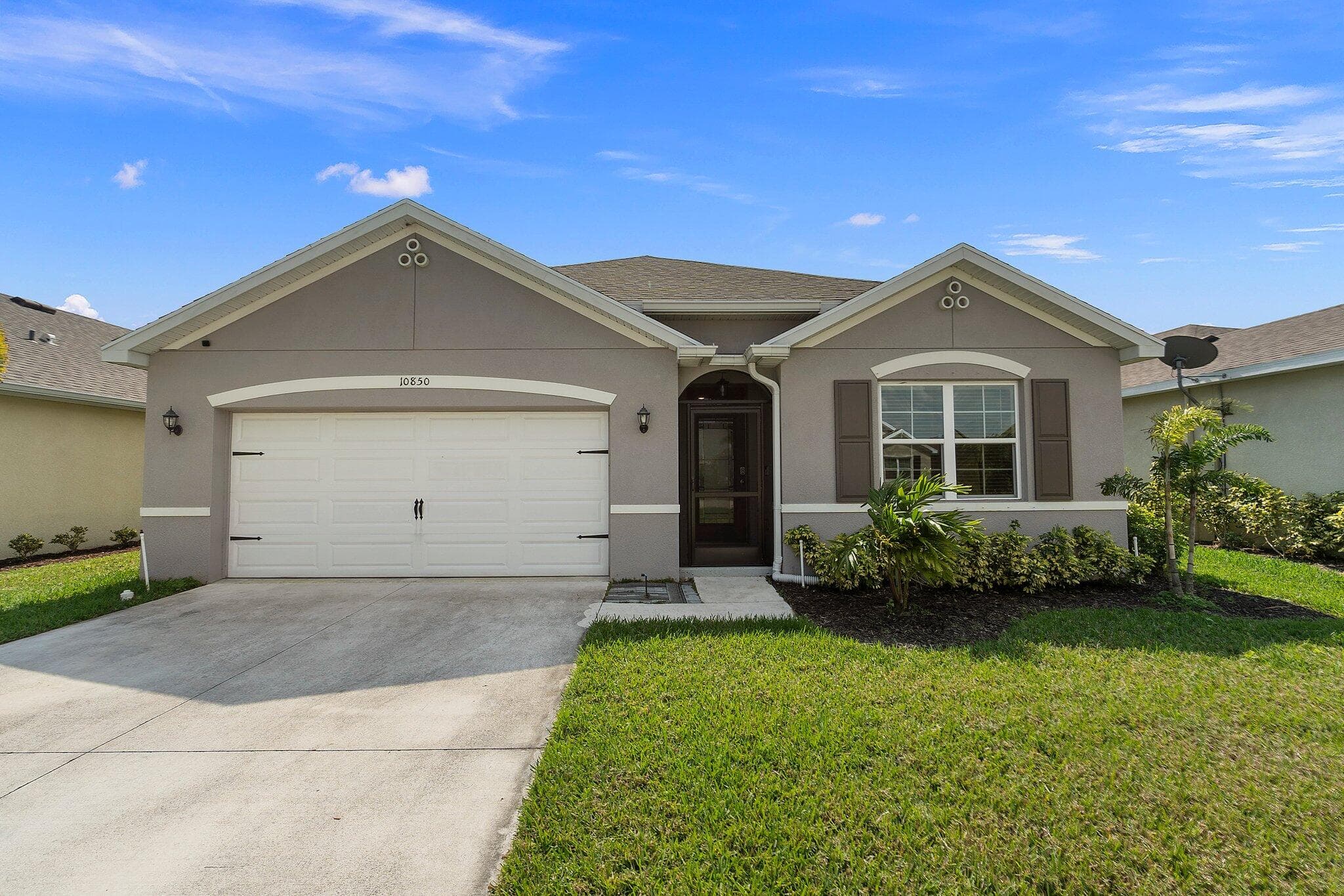10850 SW Pacini Way, Port St. Lucie, FL 34987 — photo 1 of 36