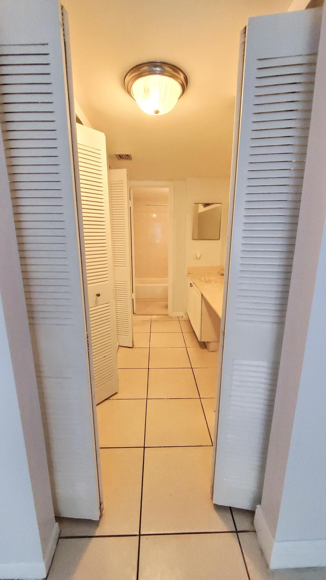 721 N Pine Island Road 103, Plantation, FL 33324 — photo 24 of 54