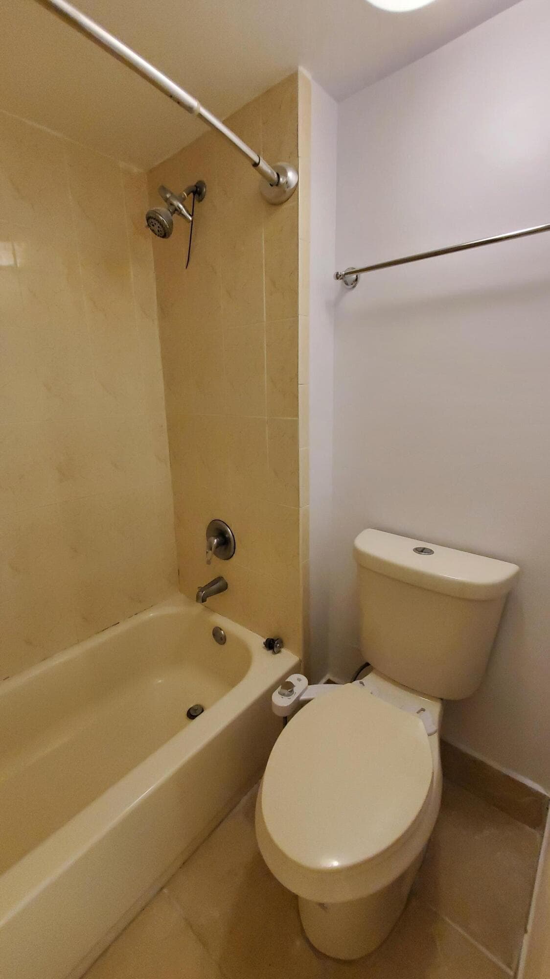 721 N Pine Island Road 103, Plantation, FL 33324 — photo 28 of 54