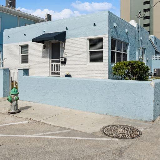 301 Van Buren Street 101d, Hollywood, FL 33019 — photo 3 of 14