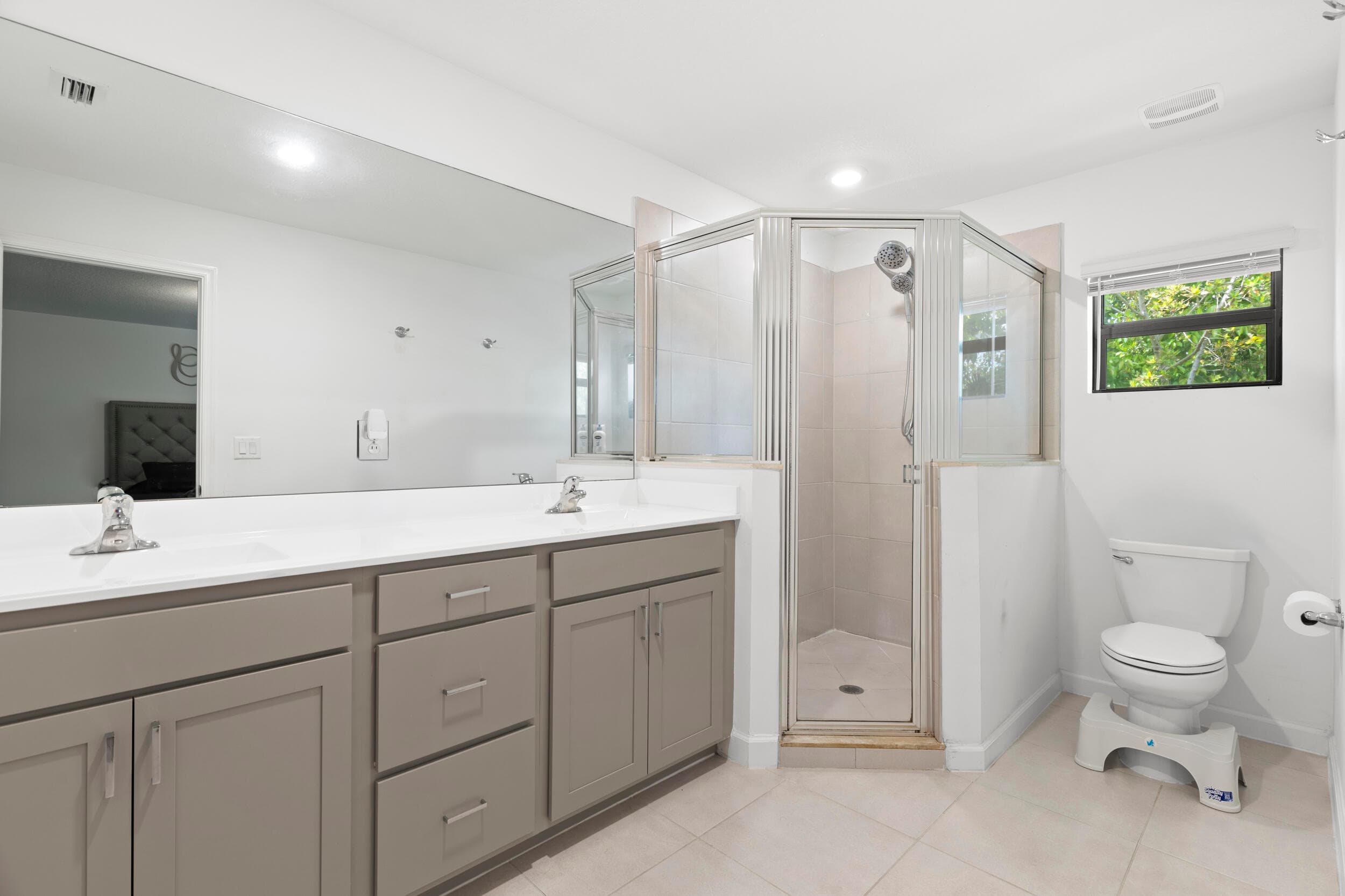 1004 Sweet Briar Lane, Riviera Beach, FL 33410 — photo 14 of 31