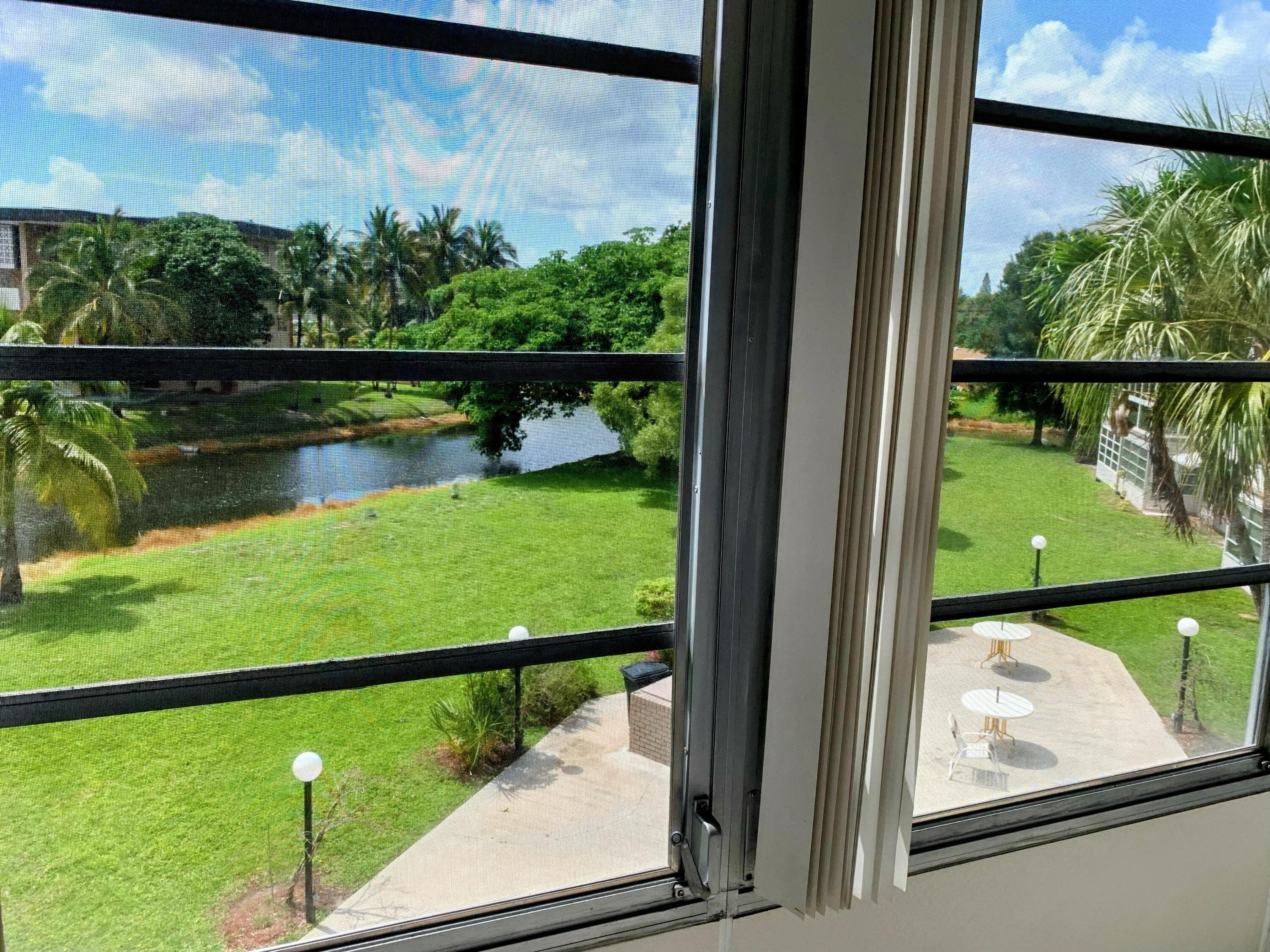 2800 NW 47th Terrace 304, Lauderdale Lakes, FL 33313 — photo 3 of 29