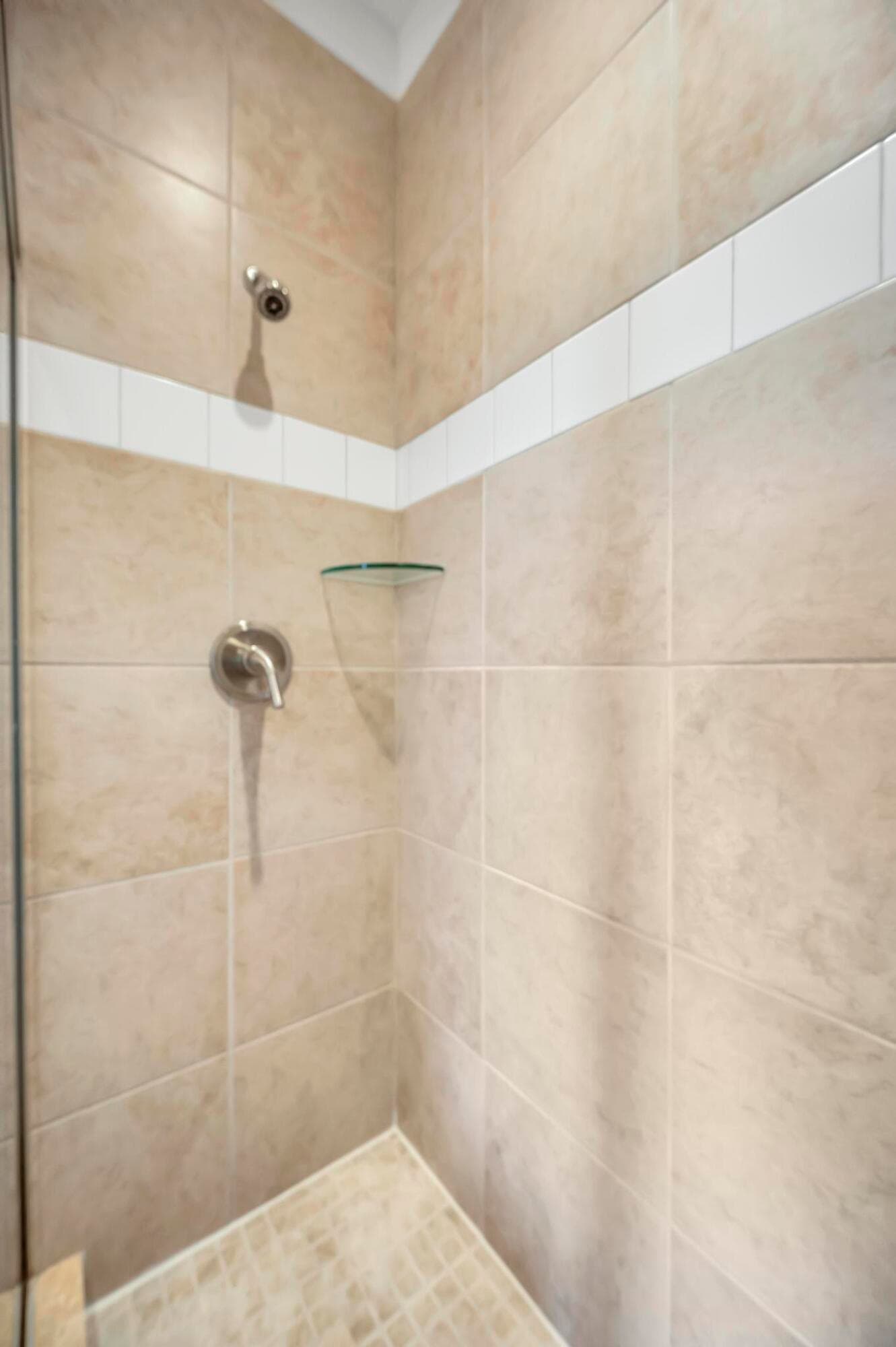 40 SE Sedona Circle 202, Stuart, FL 34994 — photo 15 of 37