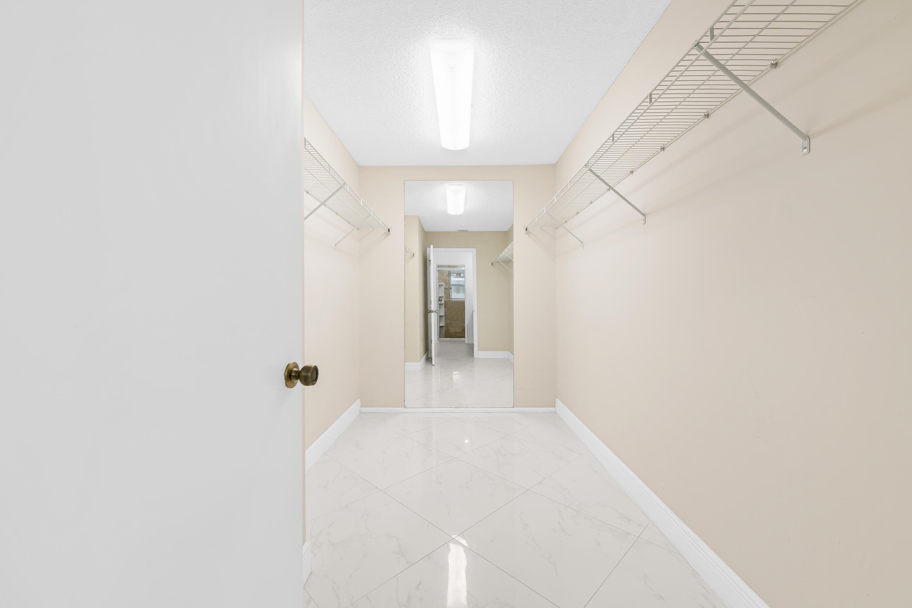 281 N Country Club Boulevard, Boca Raton, FL 33487 — photo 15 of 31