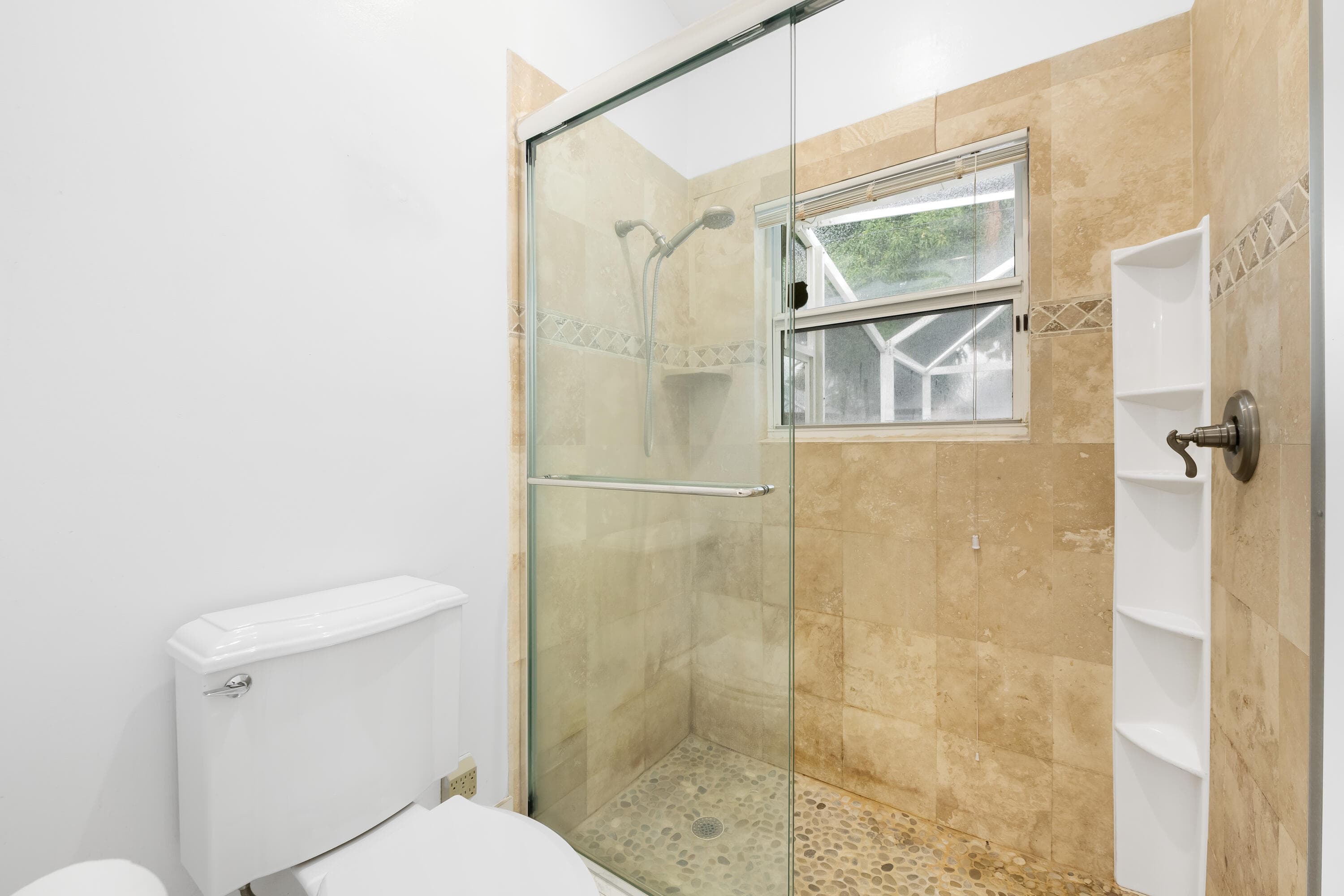 281 N Country Club Boulevard, Boca Raton, FL 33487 — photo 14 of 31