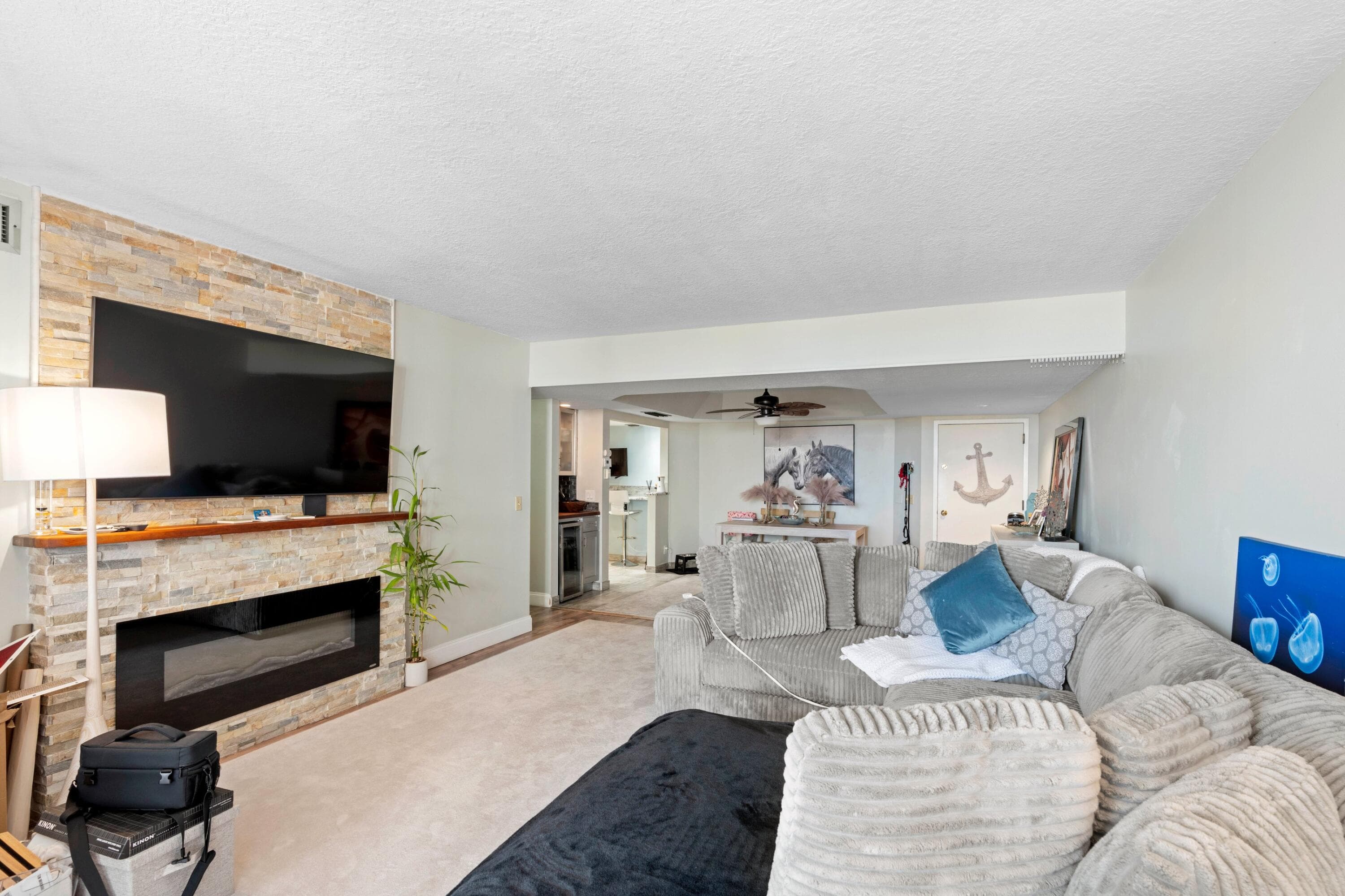 3610 S Ocean Boulevard 109, South Palm Beach, FL 33480 — photo 6 of 33