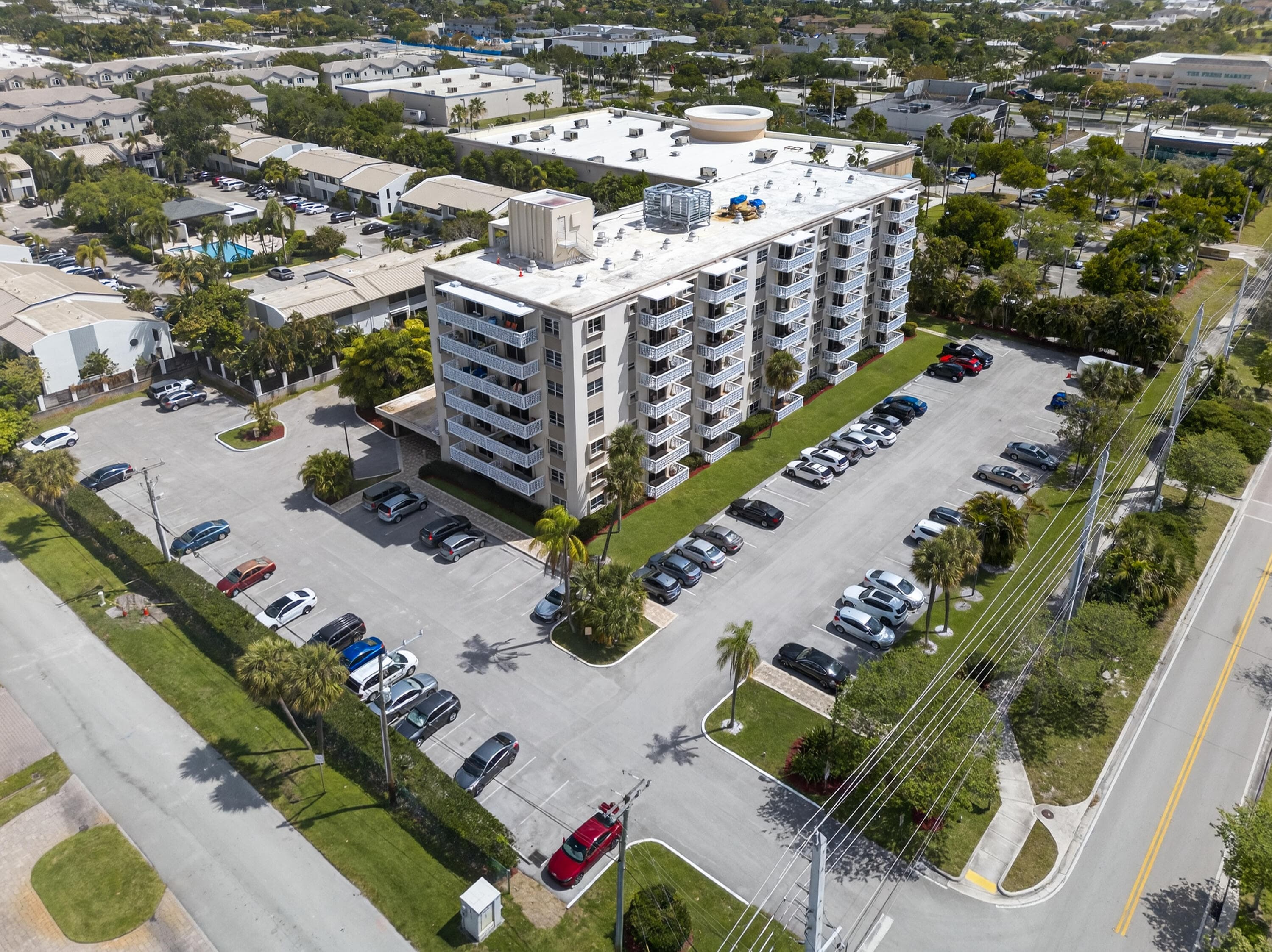 1831 NE 38th Street 108, Oakland Park, FL 33308 — photo 2 of 38
