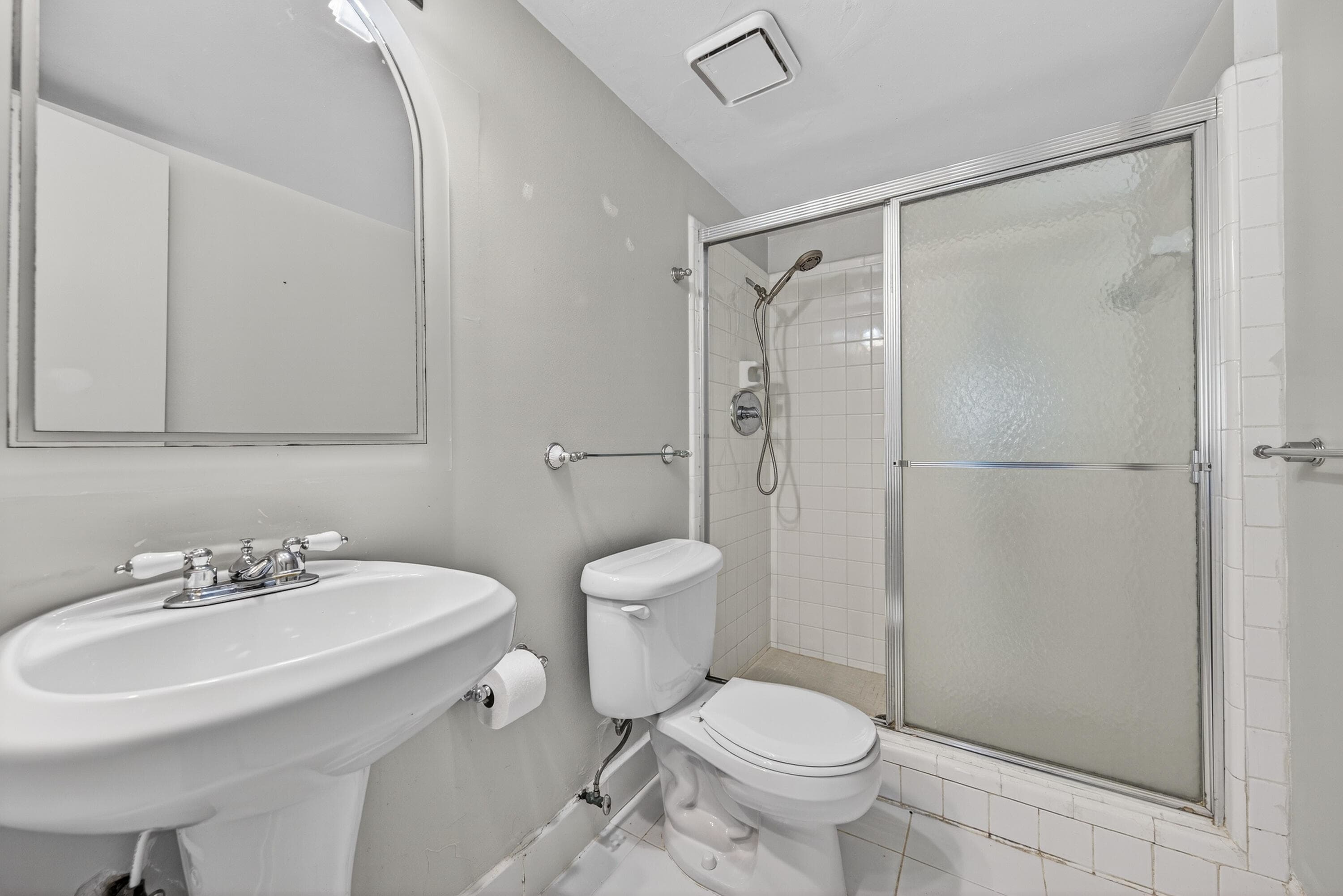 1831 NE 38th Street 108, Oakland Park, FL 33308 — photo 28 of 38