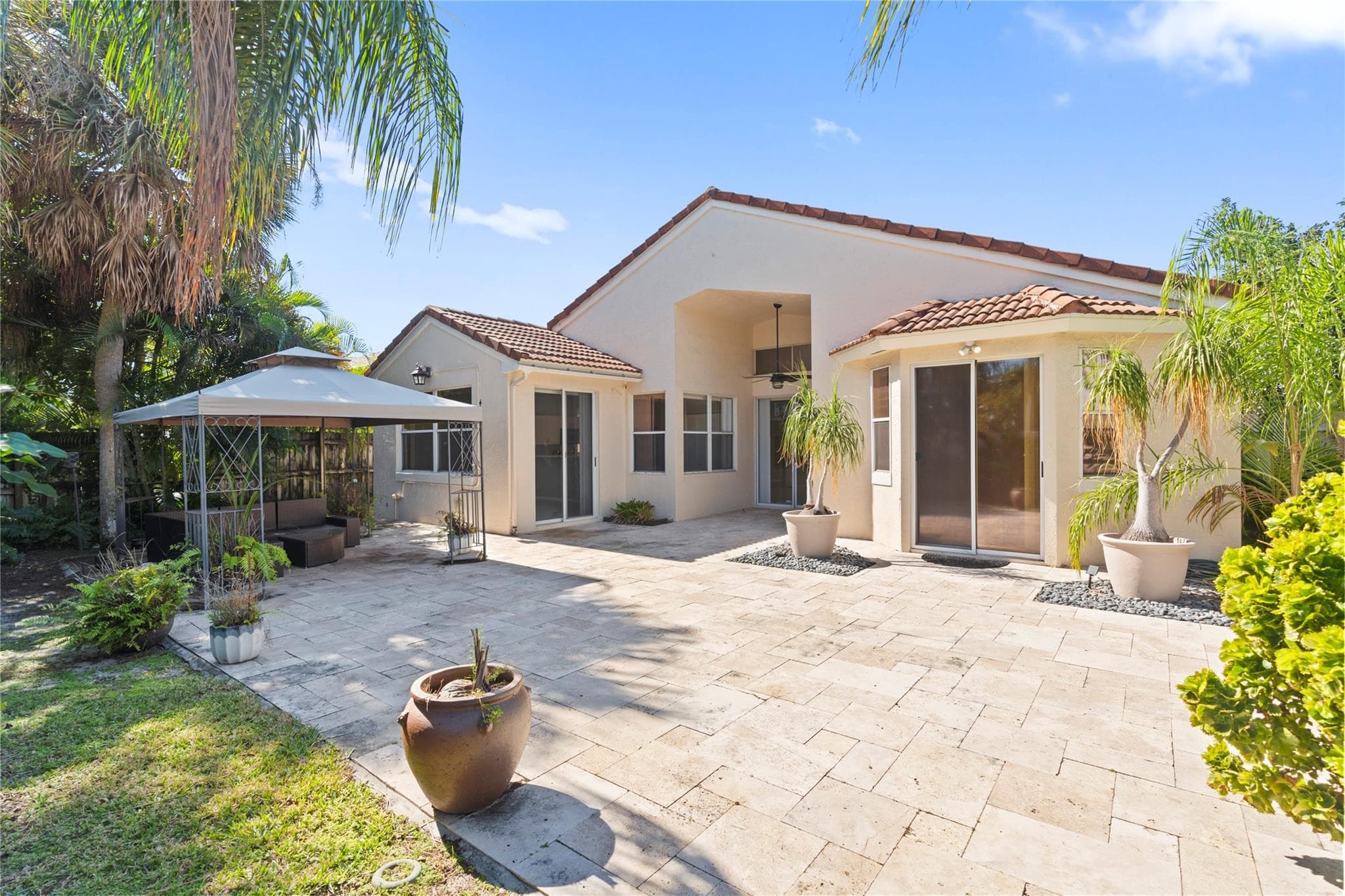 3222 NW 22nd Avenue, Oakland Park, FL 33309 — photo 25 of 72