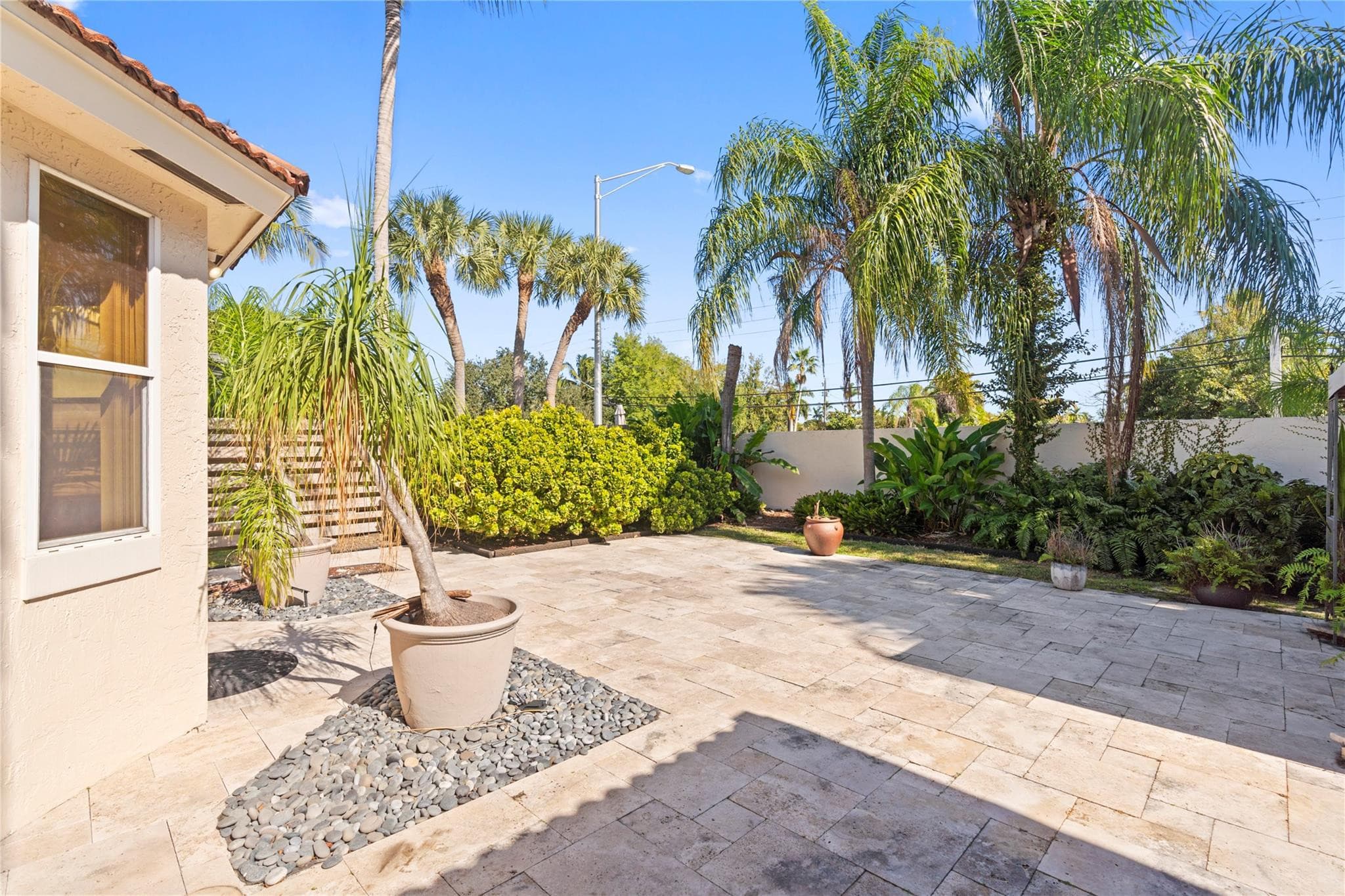 3222 NW 22nd Avenue, Oakland Park, FL 33309 — photo 27 of 72
