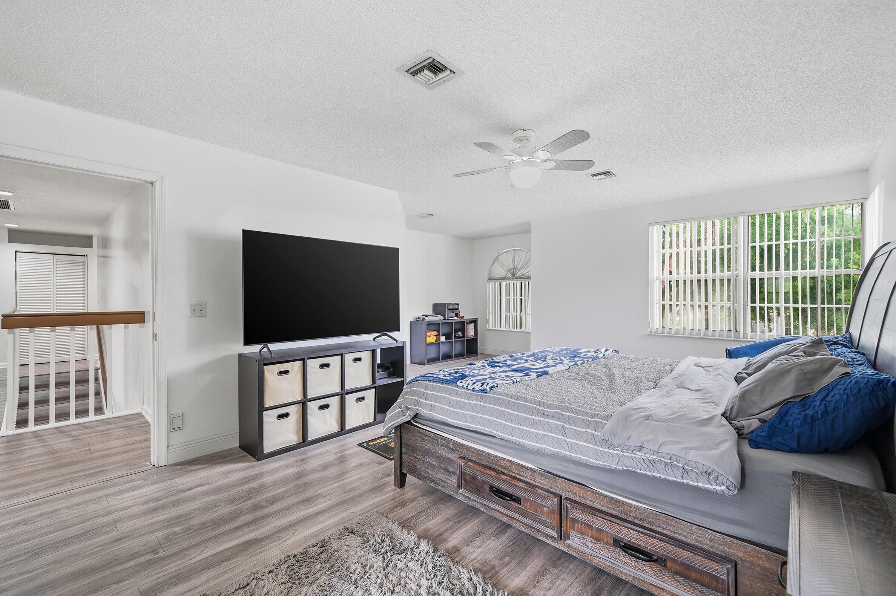 9378 NW 8th Circle, Plantation, FL 33324 — photo 20 of 36