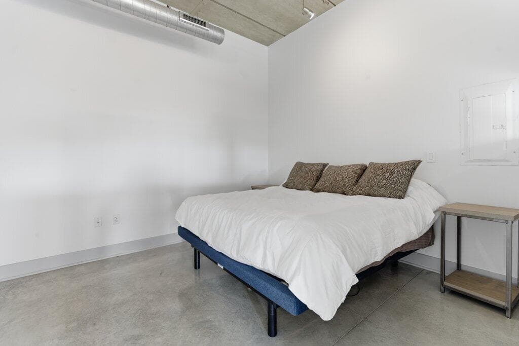 425 N Andrews Avenue 202, Fort Lauderdale, FL 33301 — photo 13 of 42