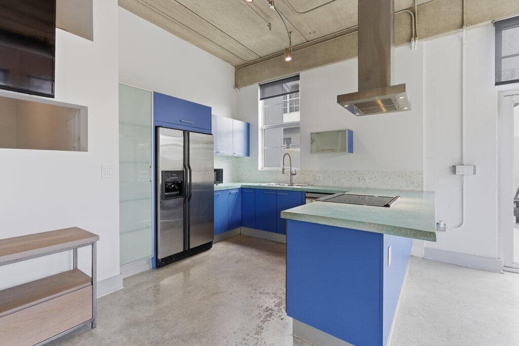 425 N Andrews Avenue 202, Fort Lauderdale, FL 33301 — photo 11 of 42