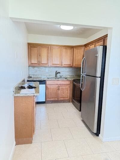 186 Norwich H 186, West Palm Beach, FL 33417 — photo 5 of 11