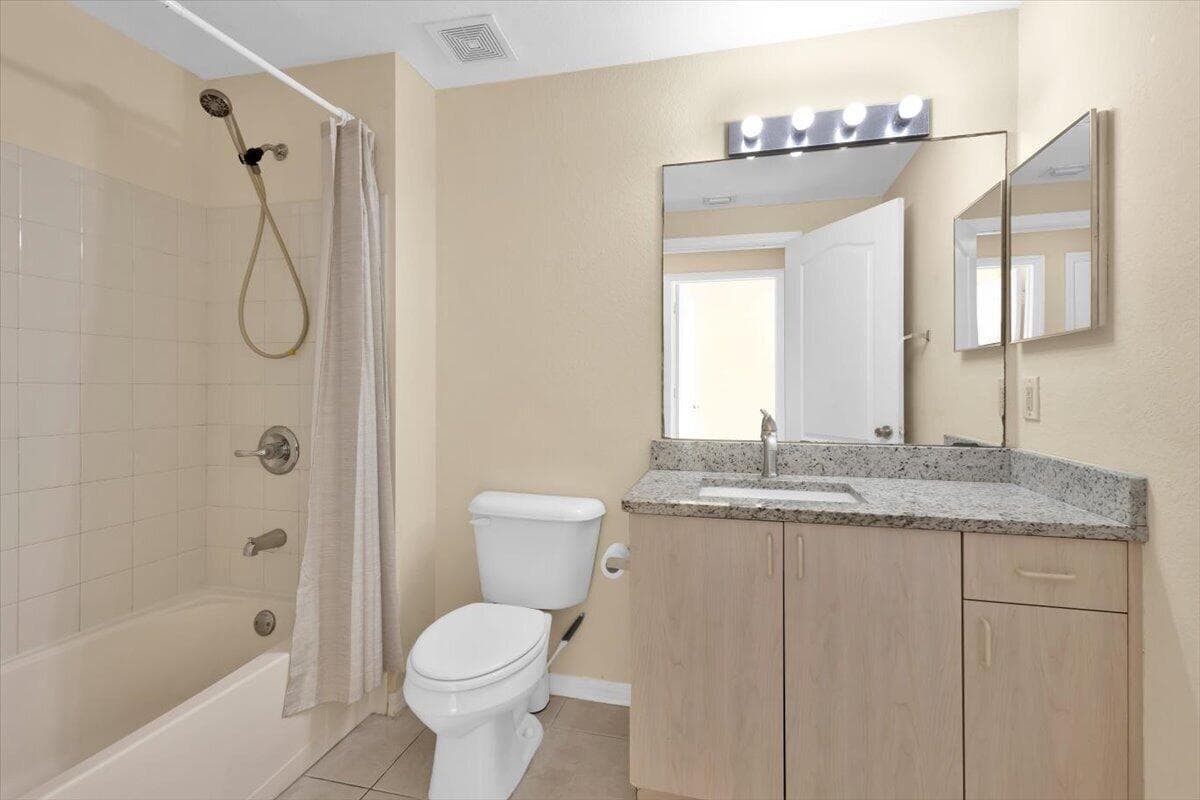 120 SW Peacock Boulevard 11-101, Port St. Lucie, FL 34986 — photo 23 of 58