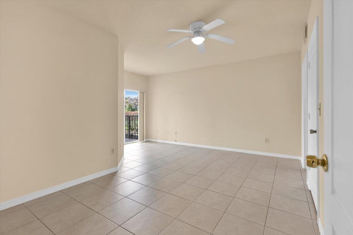 120 SW Peacock Boulevard 11-101, Port St. Lucie, FL 34986 — photo 29 of 58