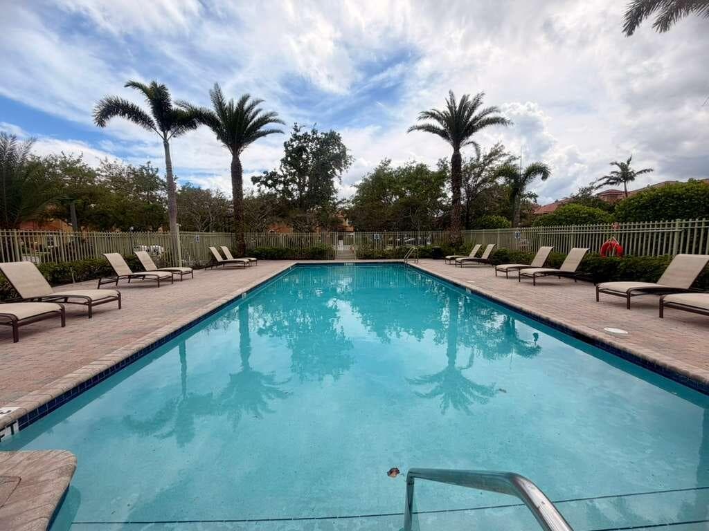 14363 SW 11th Street 2603, Pembroke Pines, FL 33027 — photo 35 of 45