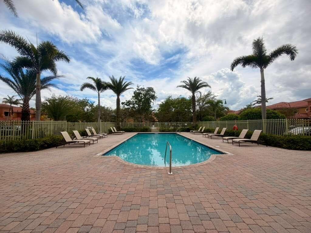 14363 SW 11th Street 2603, Pembroke Pines, FL 33027 — photo 41 of 45