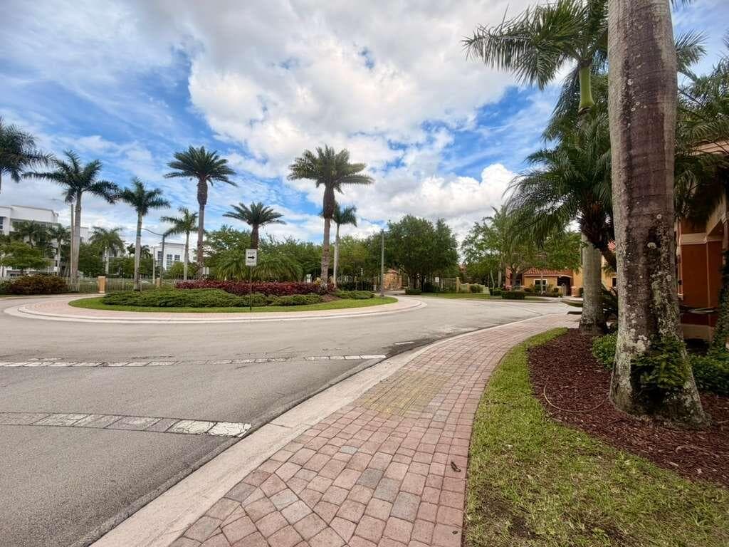 14363 SW 11th Street 2603, Pembroke Pines, FL 33027 — photo 42 of 45