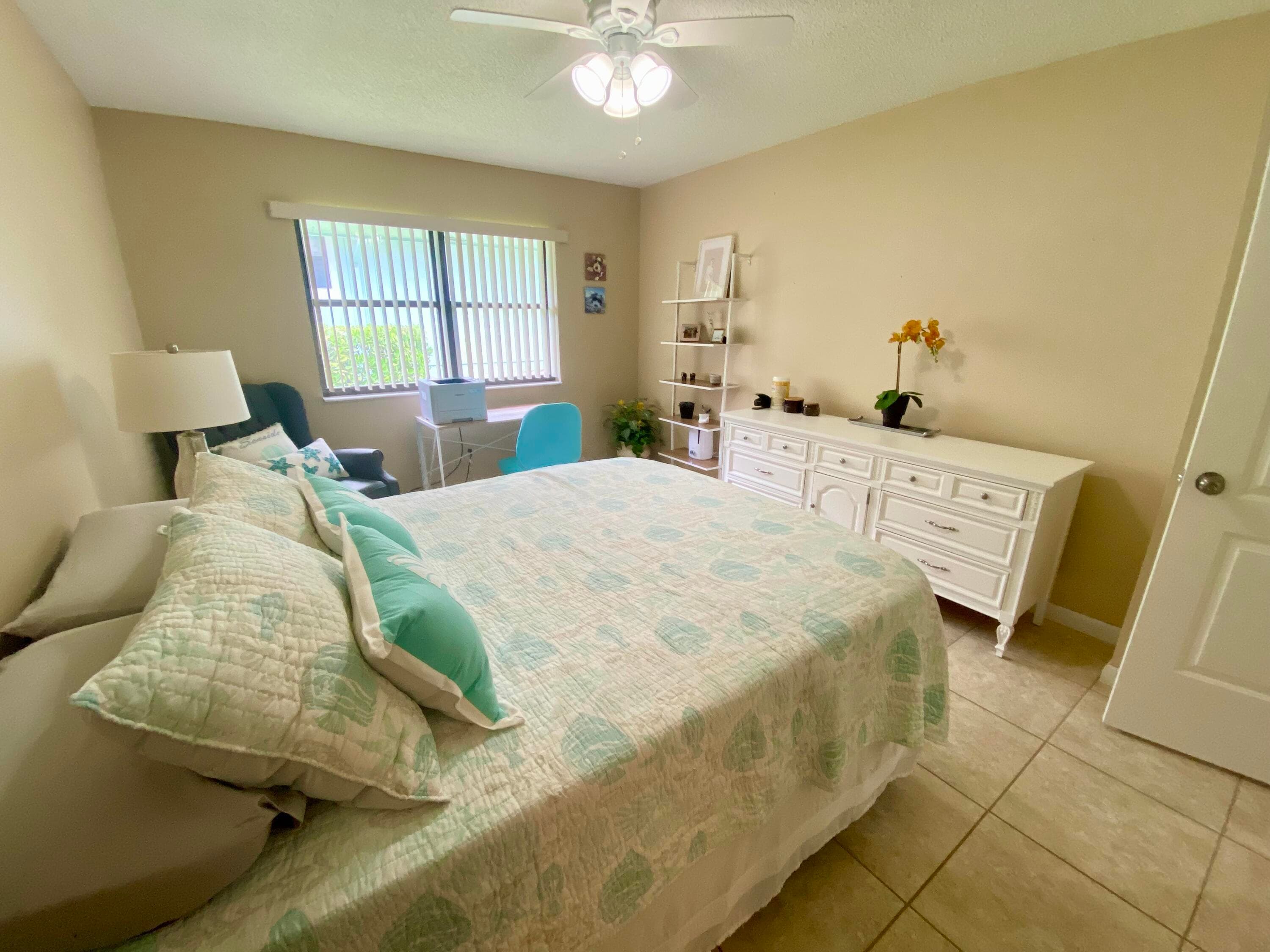 1127 E Seminole Avenue 13d, Jupiter, FL 33477 — photo 12 of 20