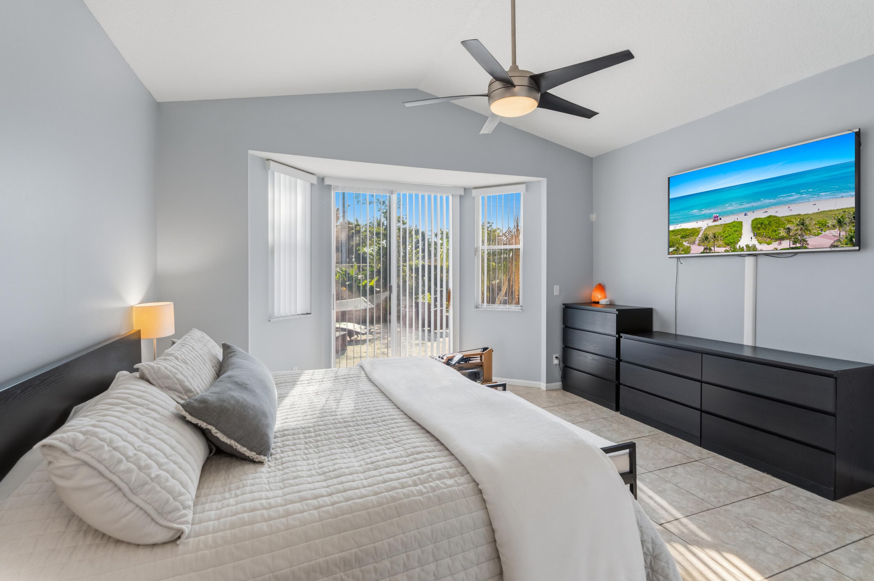 3222 NW 22nd Avenue, Oakland Park, FL 33309 — photo 43 of 72